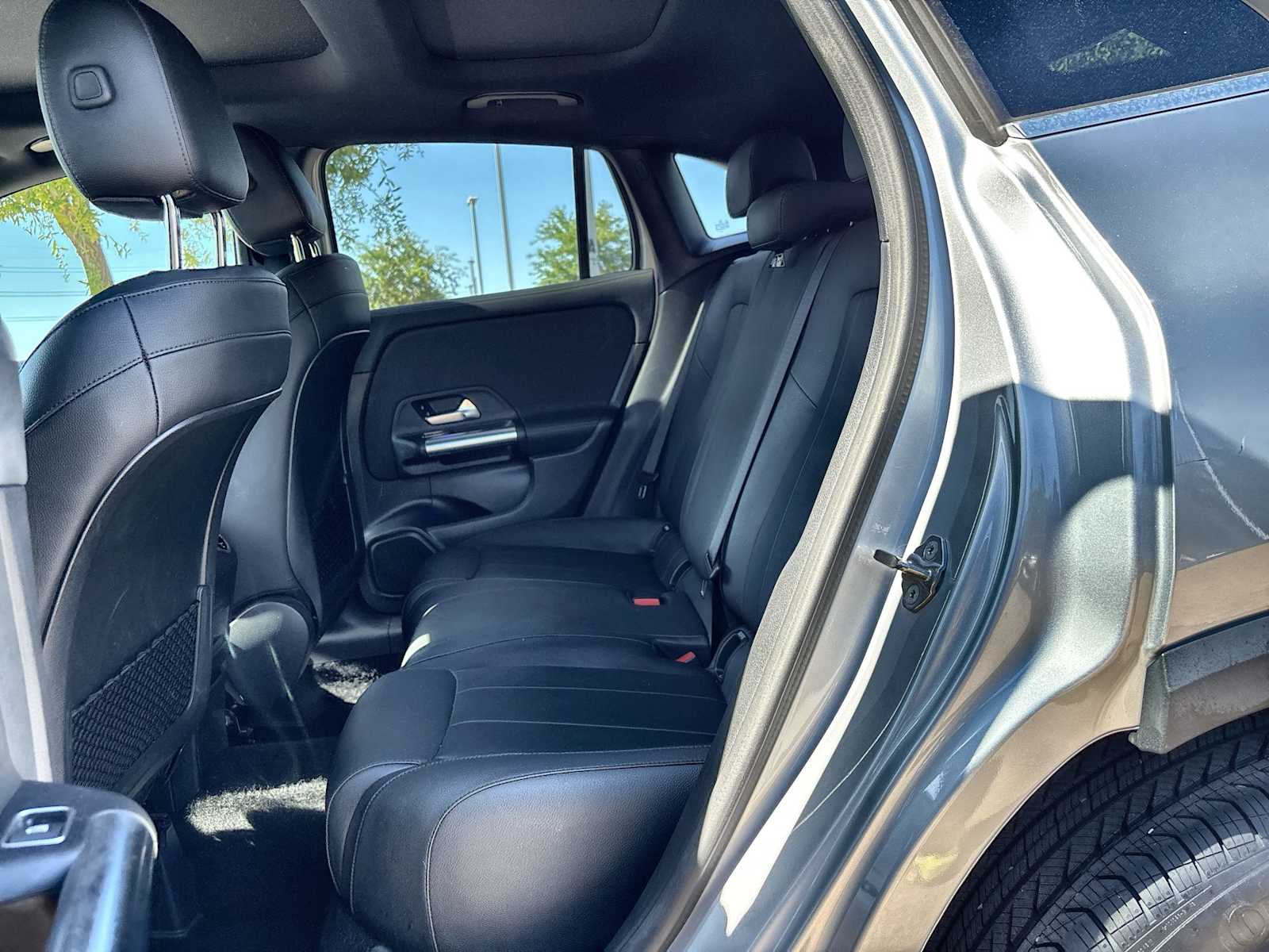 Thumbnail: 2021 Mercedes-Benz GLA - 4