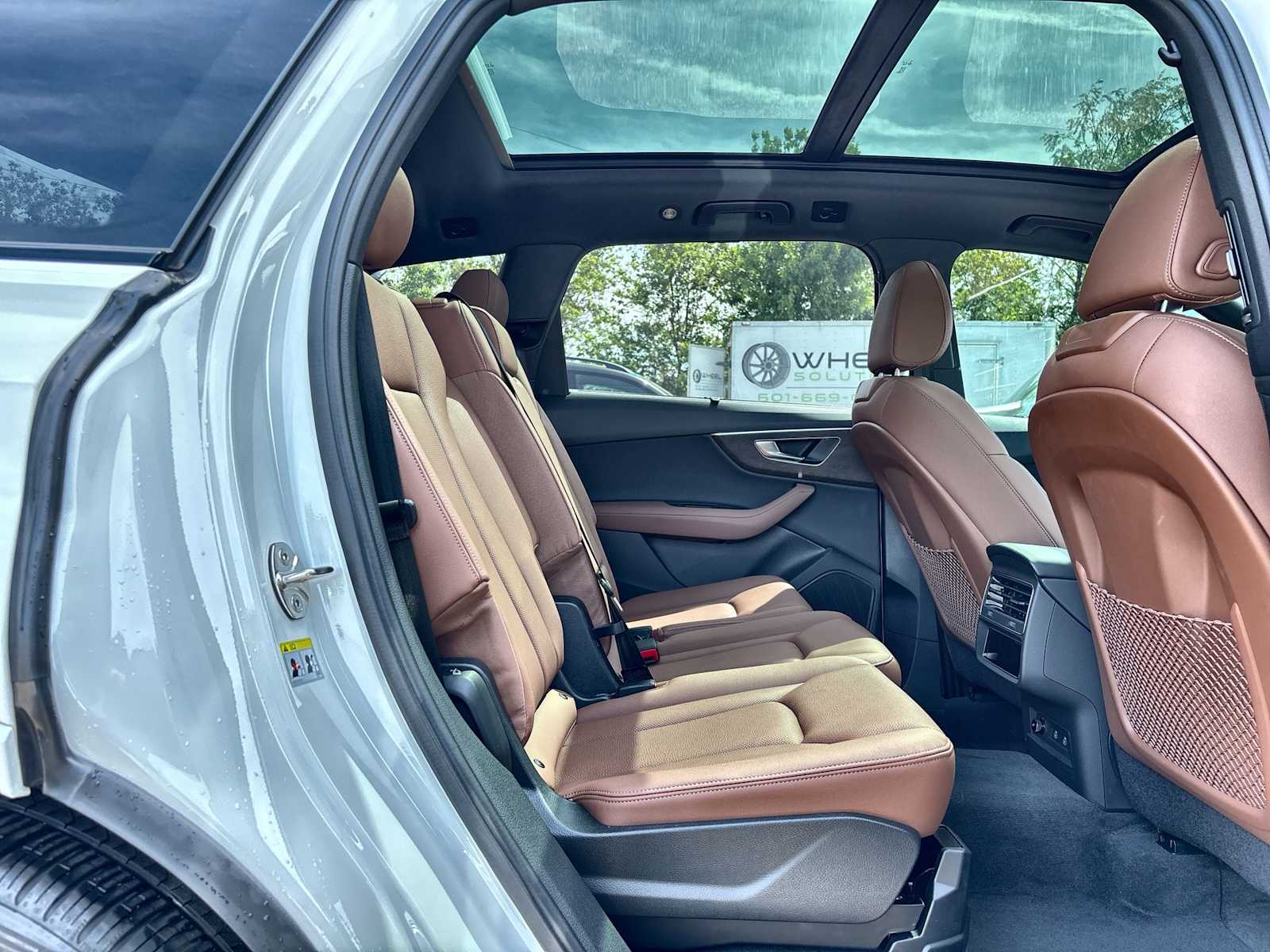 Thumbnail: 2025 Audi Q7 - 19