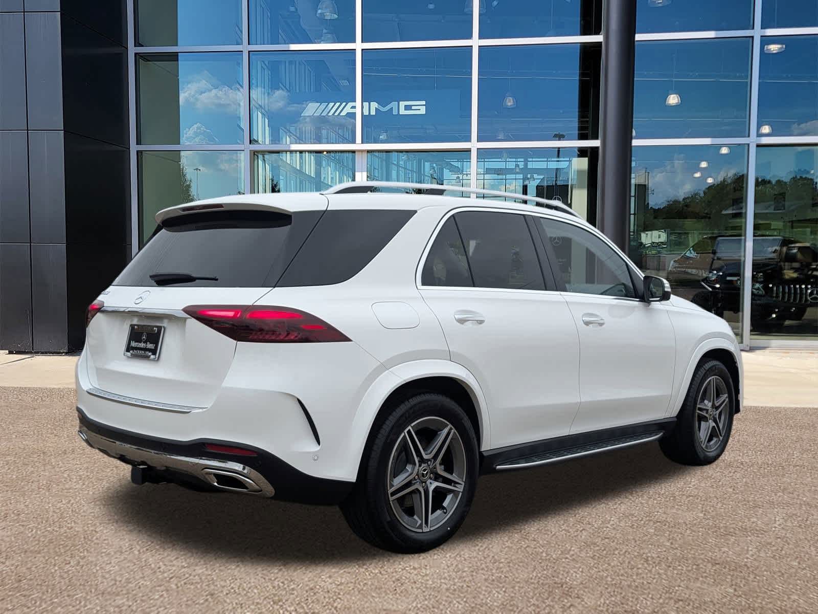 Thumbnail: 2026 Mercedes-Benz GLE - 4