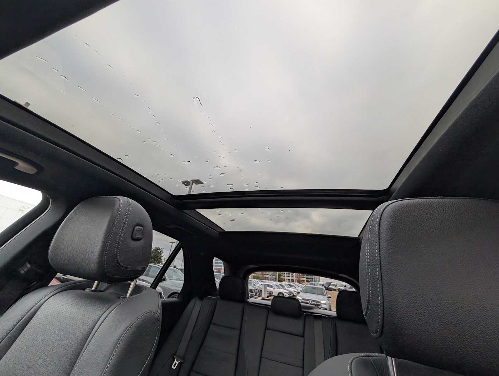 Thumbnail: 2026 Mercedes-Benz GLE - 18