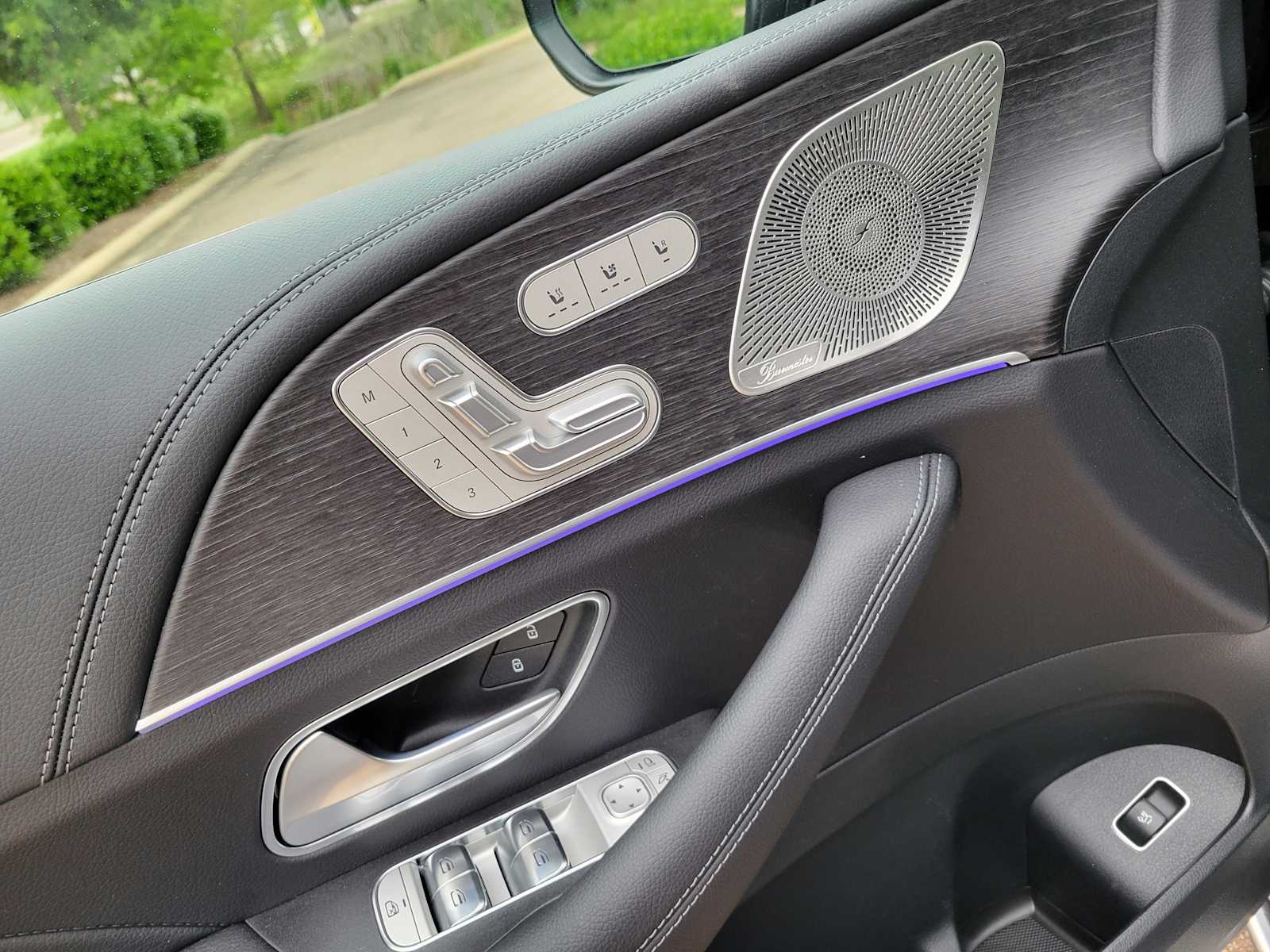 Thumbnail: 2025 Mercedes-Benz GLS - 14