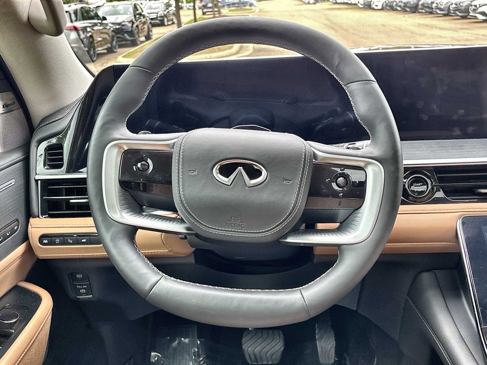 Thumbnail: 2025 INFINITI QX80 - 21