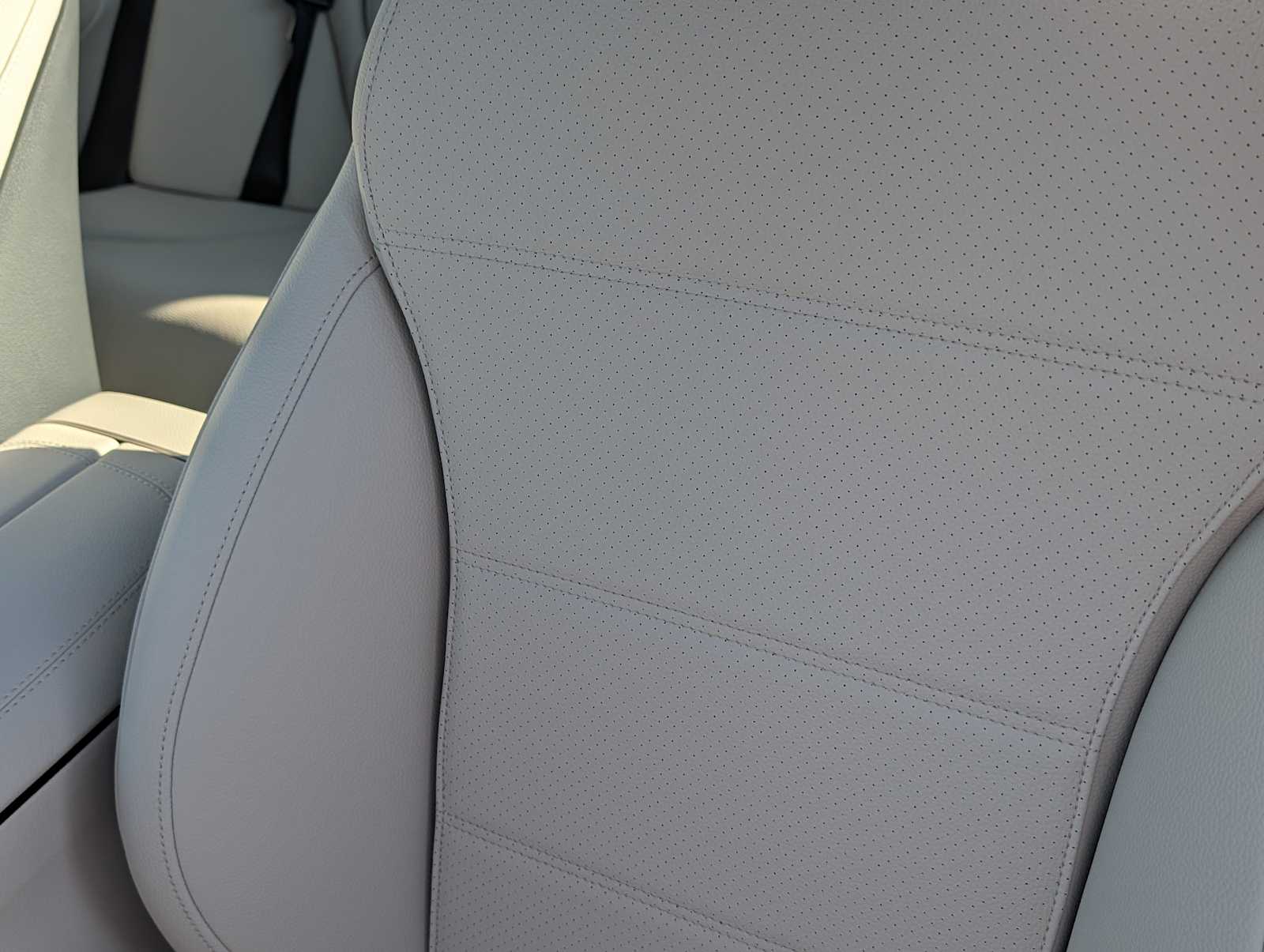 Thumbnail: 2026 Mercedes-Benz C-Class - 15