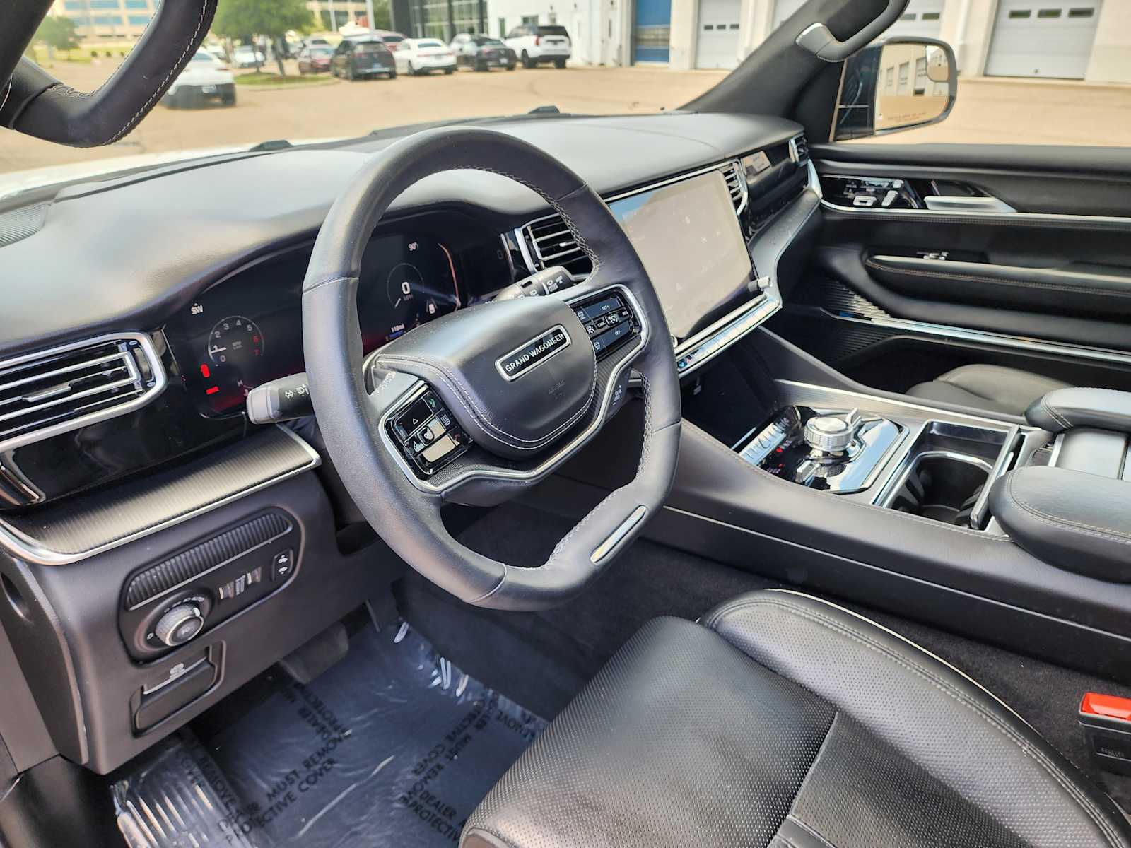 Thumbnail: 2024 Jeep Grand Wagoneer L - 15