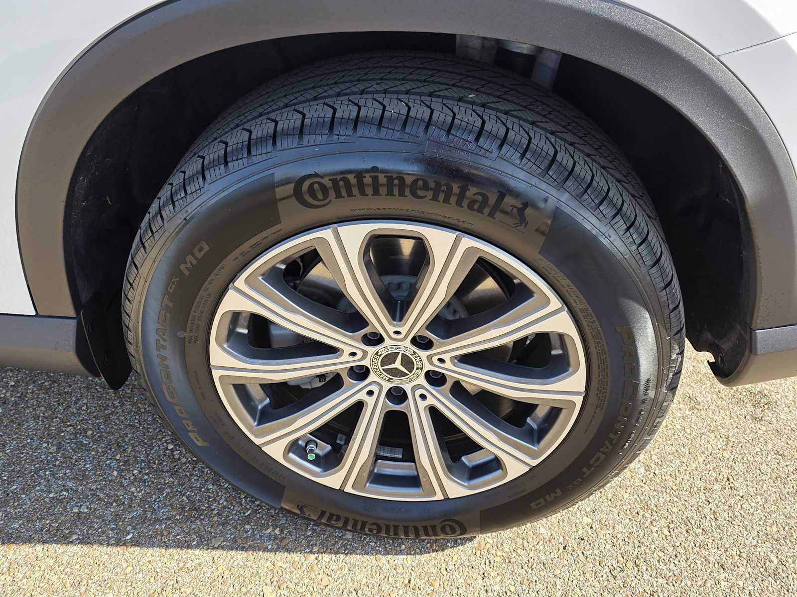 Thumbnail: 2025 Mercedes-Benz GLC - 23