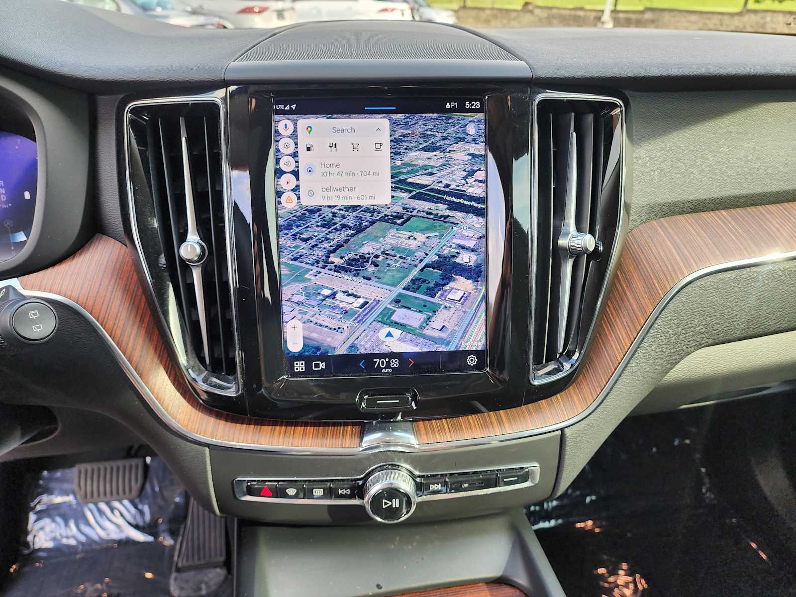 2023 Volvo XC60 B5 Plus 3