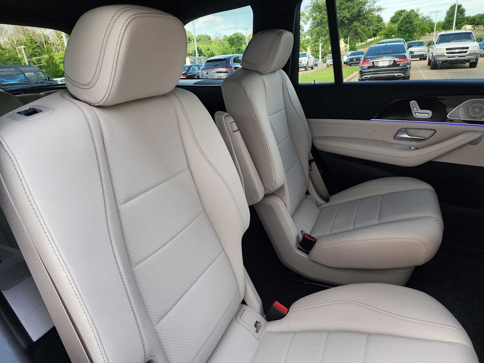 Thumbnail: 2025 Mercedes-Benz GLS - 23