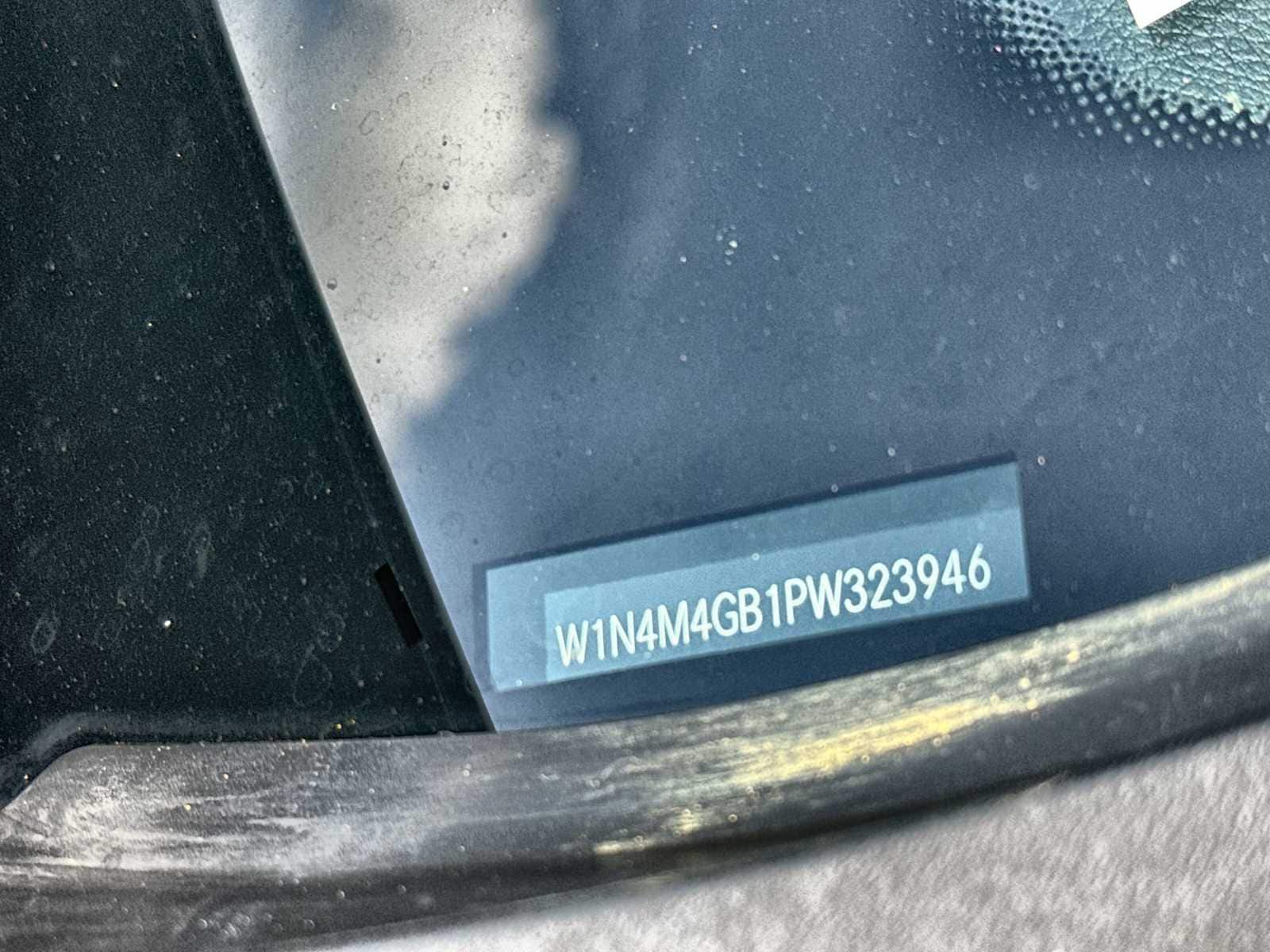 Thumbnail: 2023 Mercedes-Benz GLB - 25