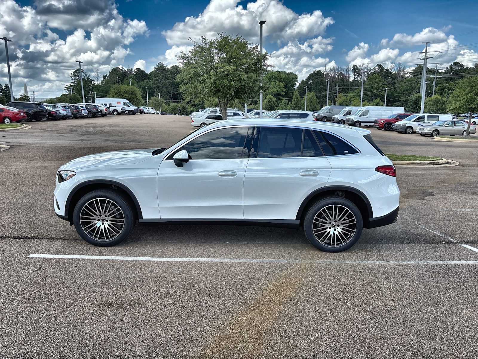 Thumbnail: 2026 Mercedes-Benz GLC - 5