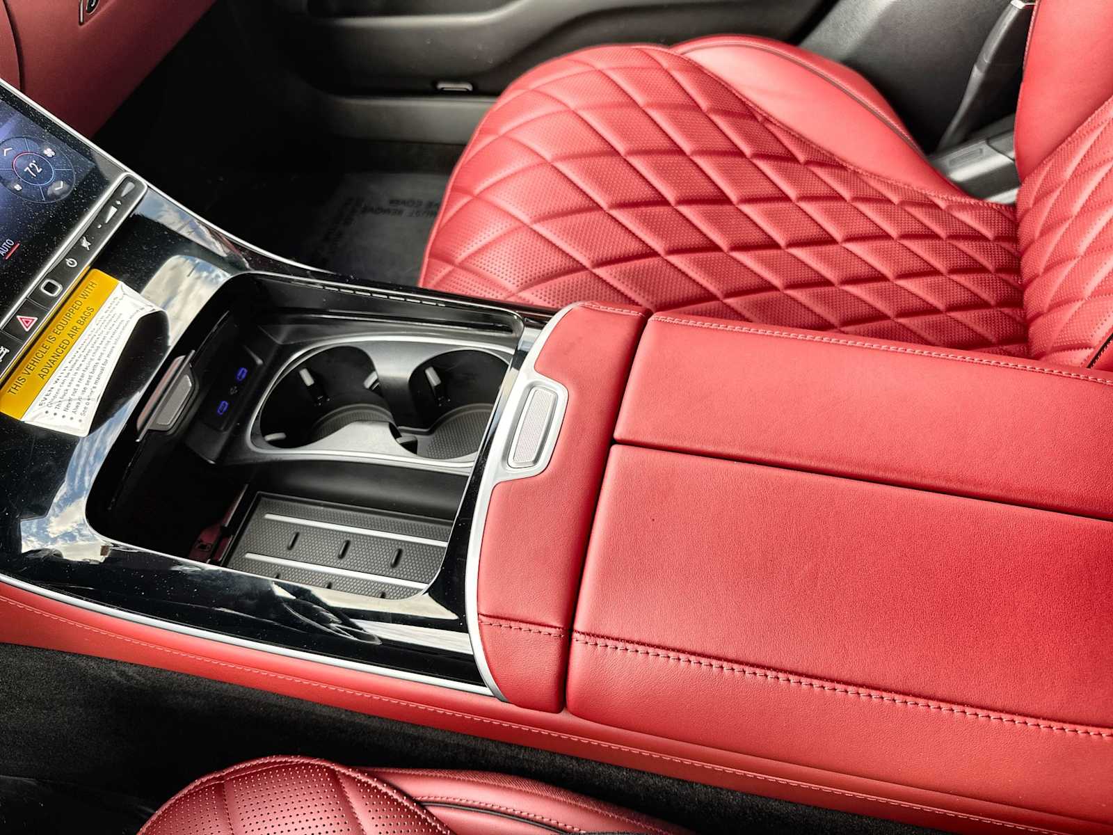 Thumbnail: 2025 Mercedes-Benz S-Class - 22
