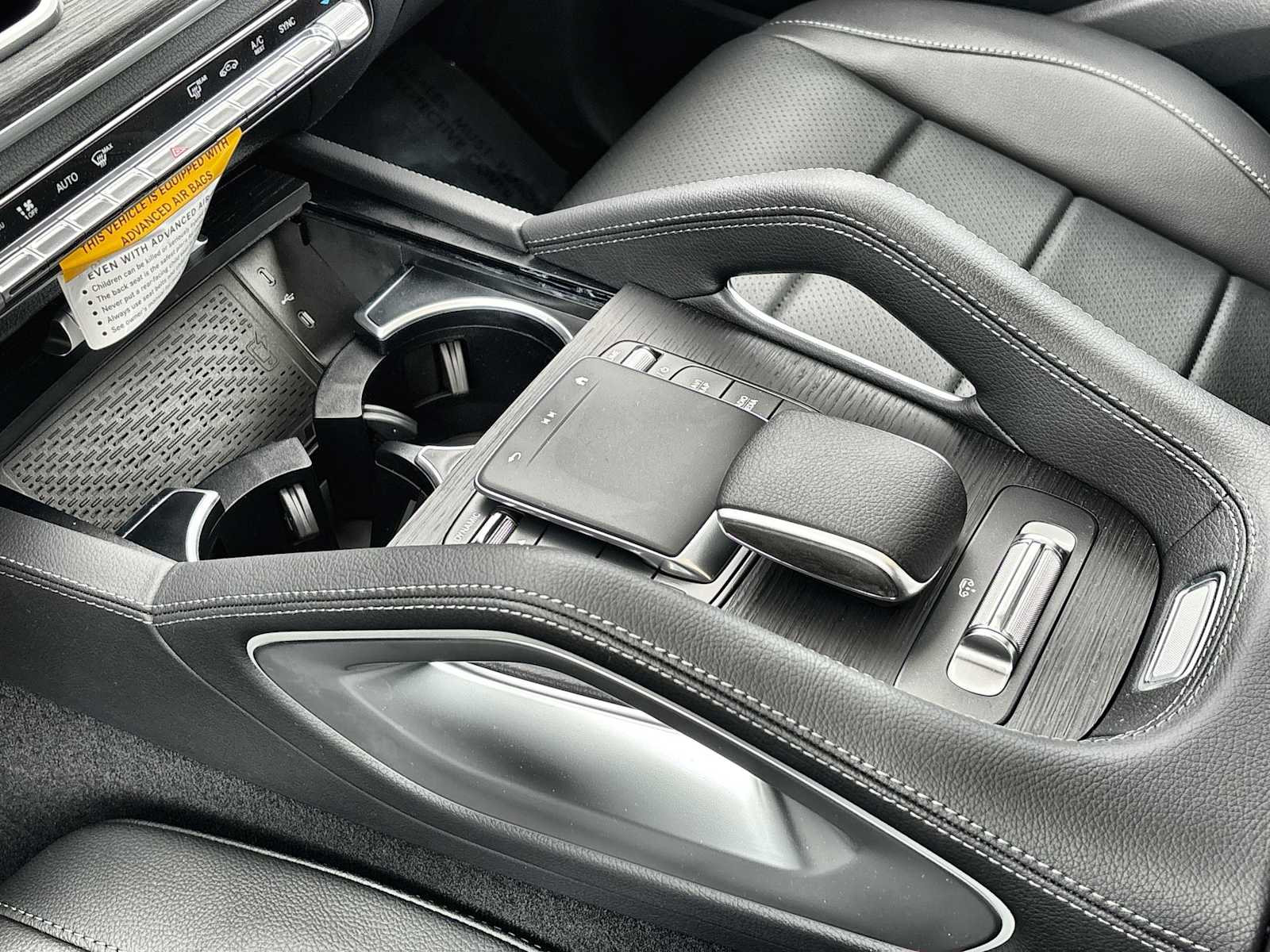 Thumbnail: 2026 Mercedes-Benz GLS - 22