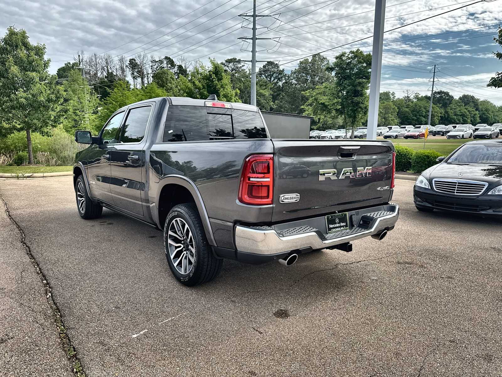 Thumbnail: 2026 RAM 1500 - 6