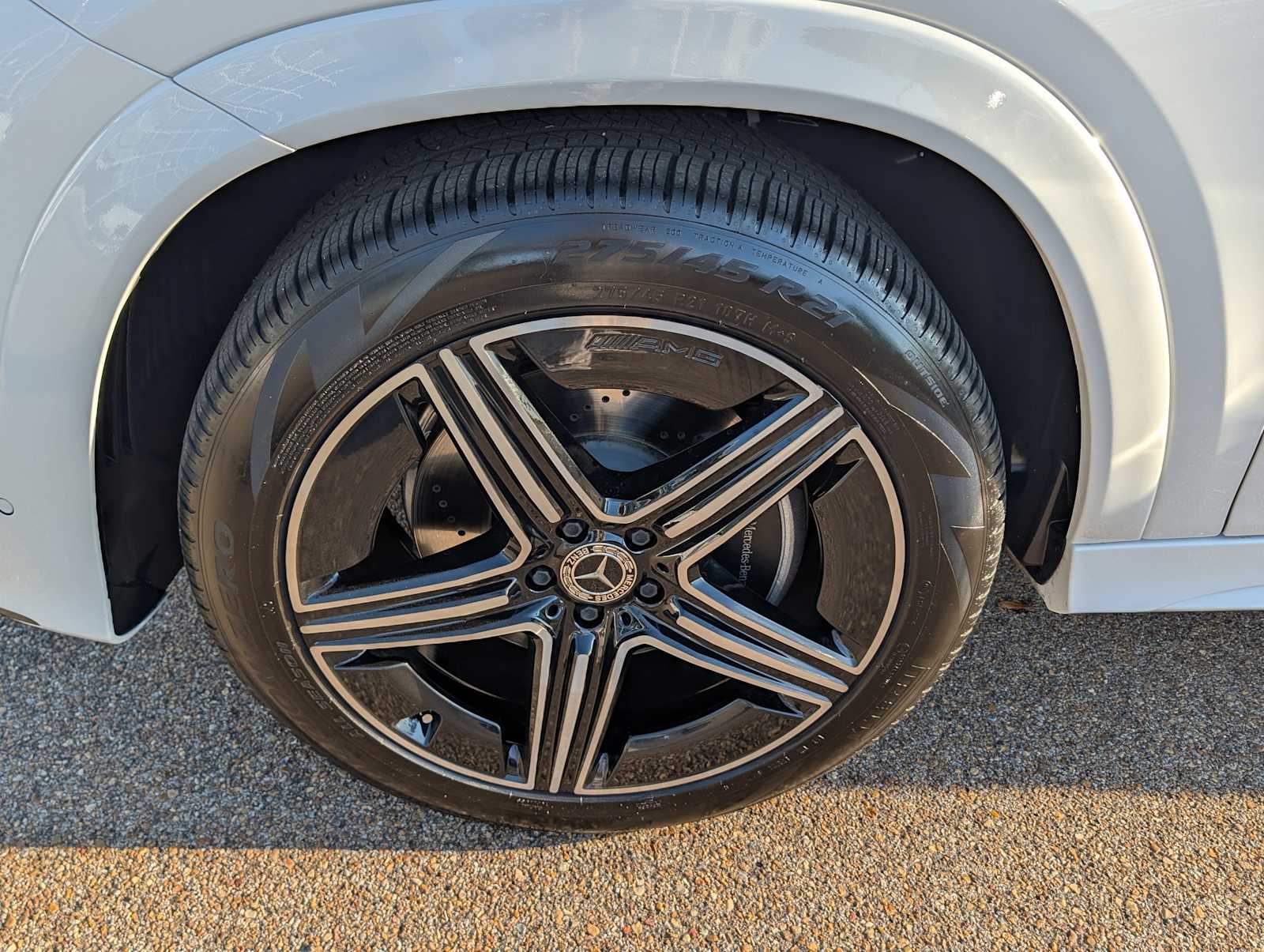 Thumbnail: 2025 Mercedes-Benz GLE - 31