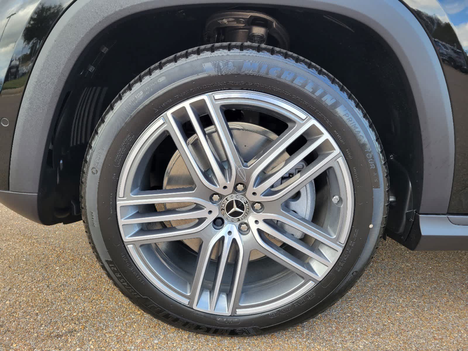 Thumbnail: 2025 Mercedes-Benz GLS - 29