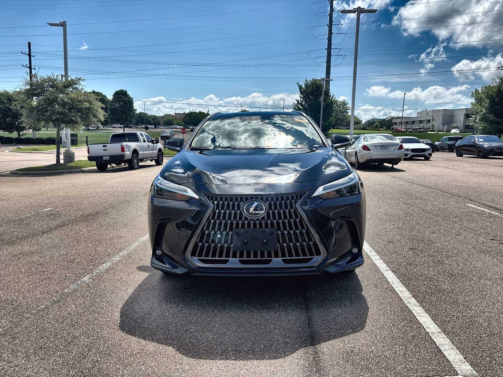 Thumbnail: 2024 Lexus ES - 11