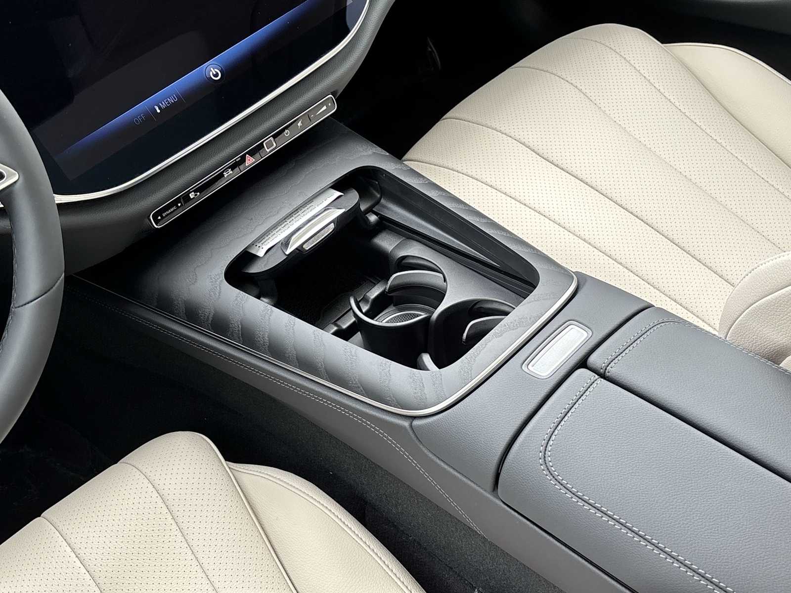 Thumbnail: 2026 Mercedes-Benz E-Class - 22