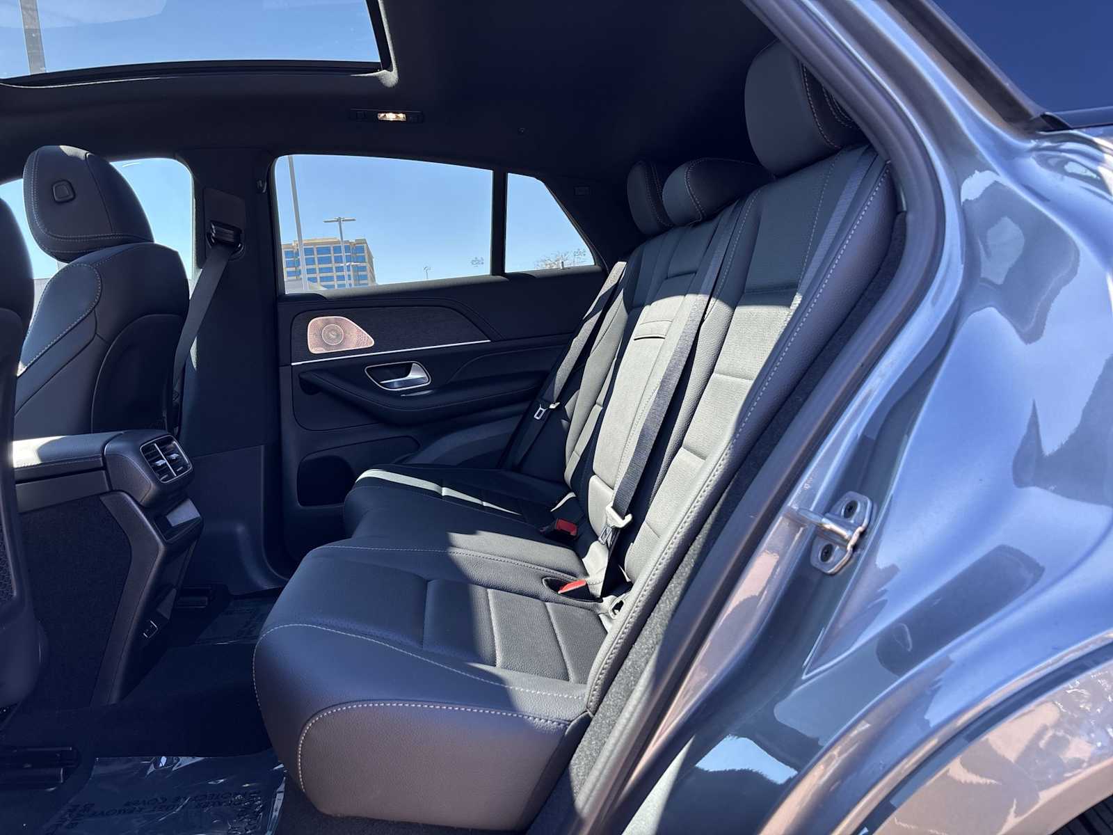 Thumbnail: 2026 Mercedes-Benz GLE - 17