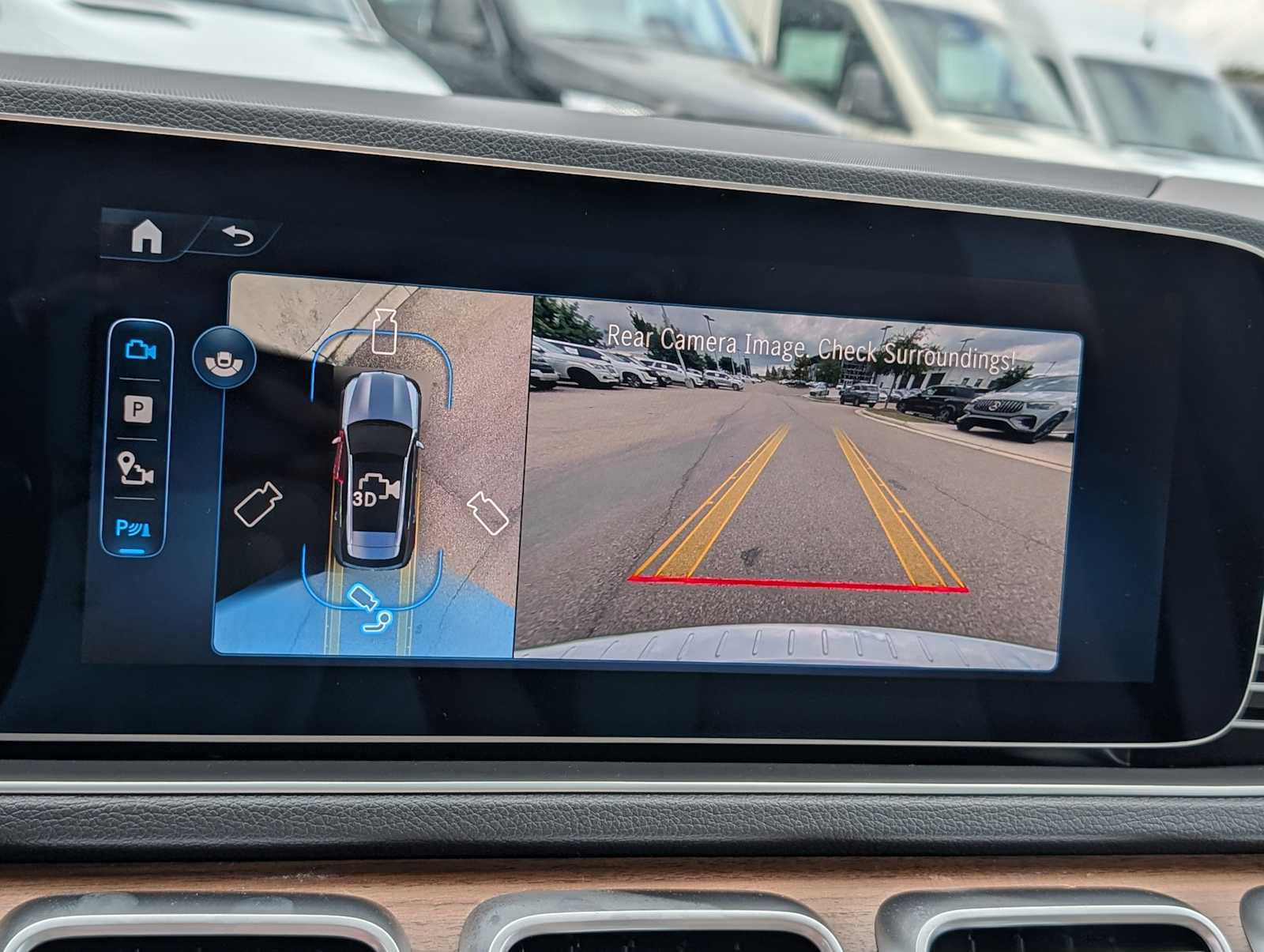 Thumbnail: 2026 Mercedes-Benz GLE - 12