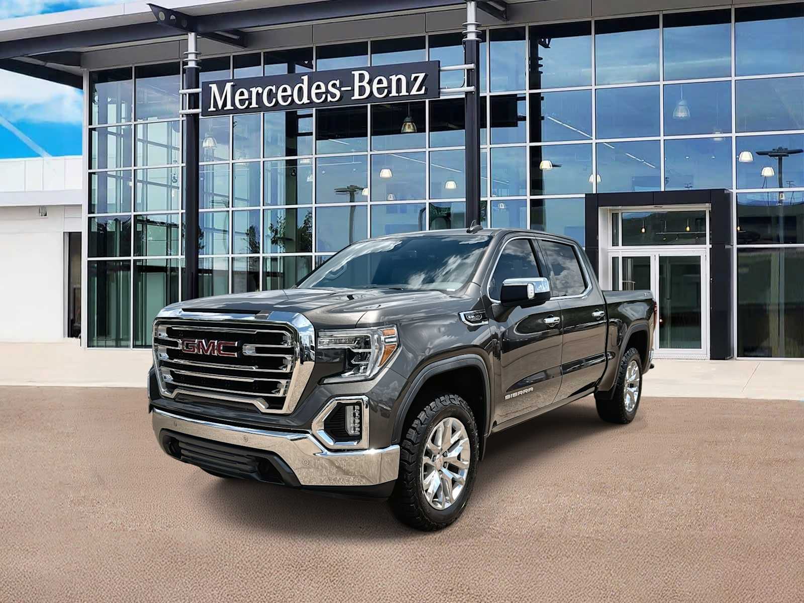 2019 GMC Sierra 4WD Crew Cab Short Box SLT's photo