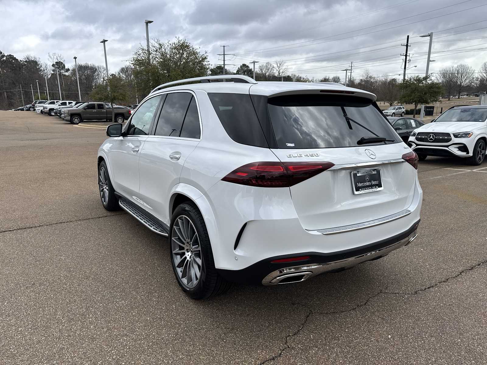 Thumbnail: 2026 Mercedes-Benz GLE - 4