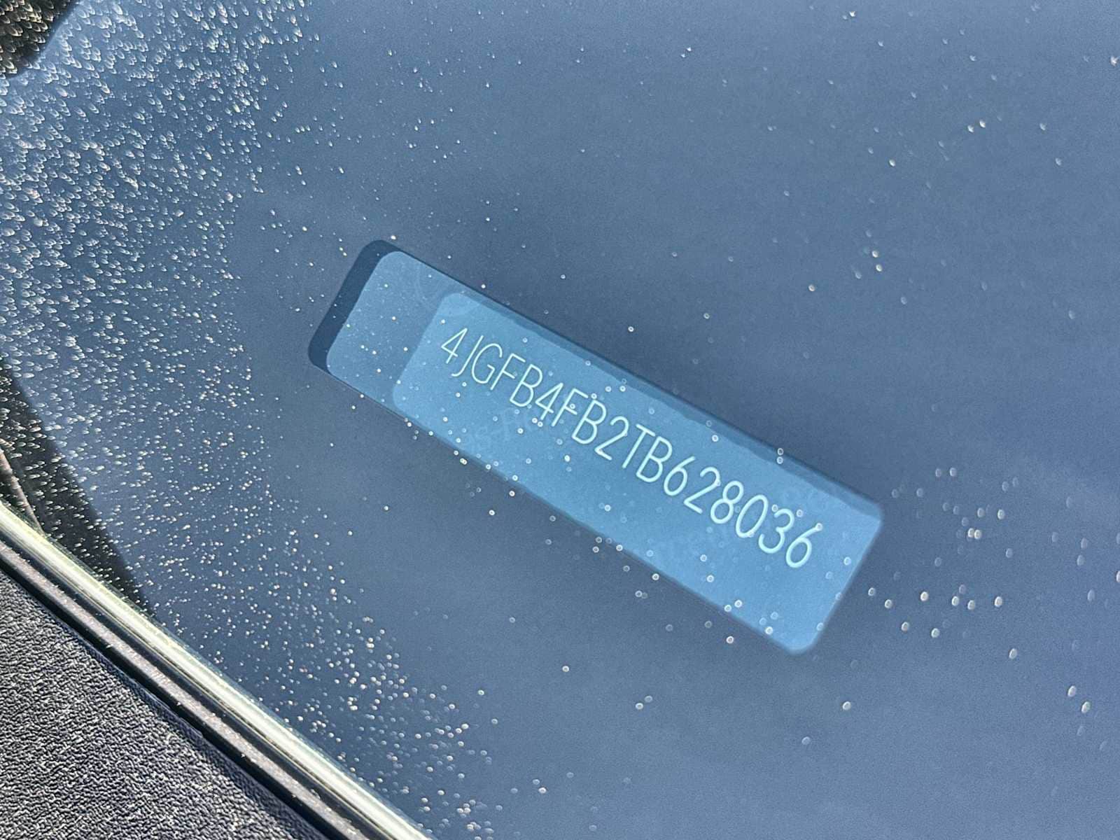 Thumbnail: 2026 Mercedes-Benz GLE - 25