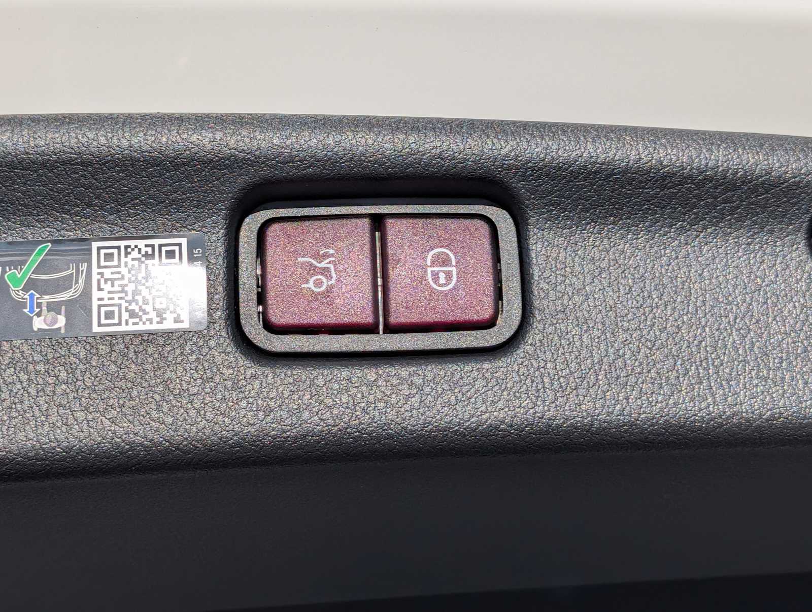 Thumbnail: 2026 Mercedes-Benz C-Class - 26