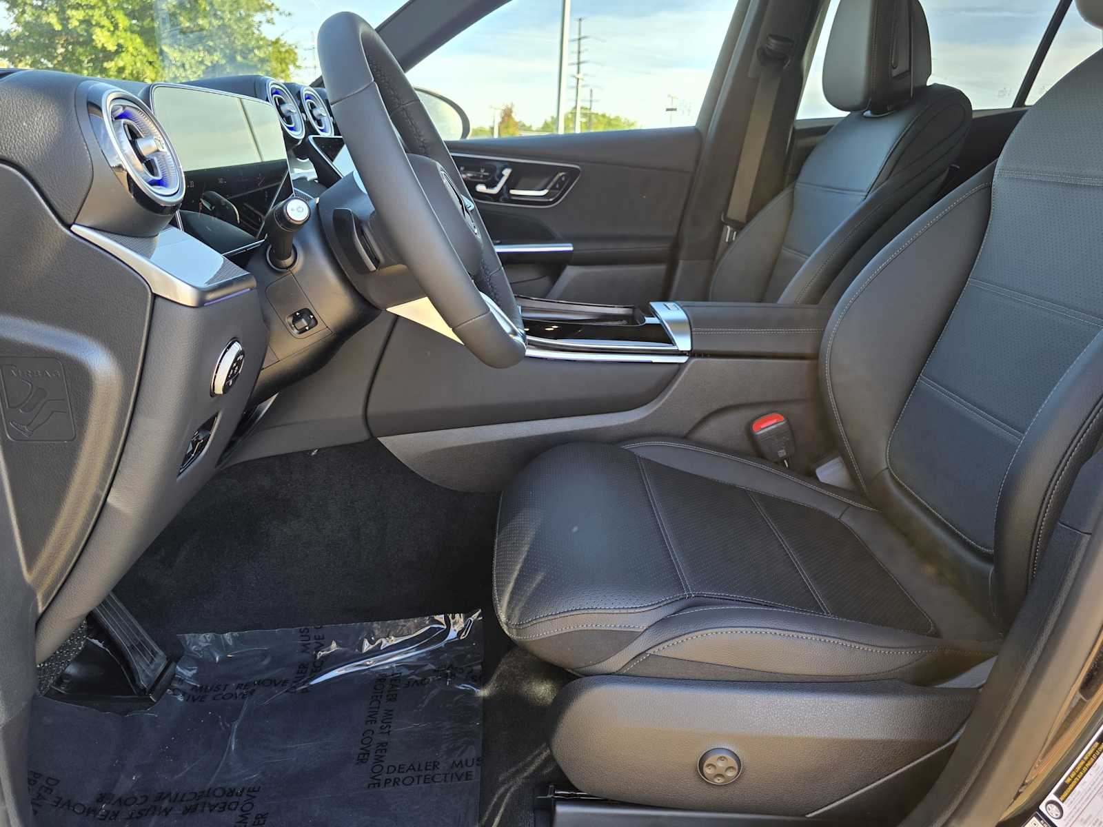 Thumbnail: 2026 Mercedes-Benz GLC - 11