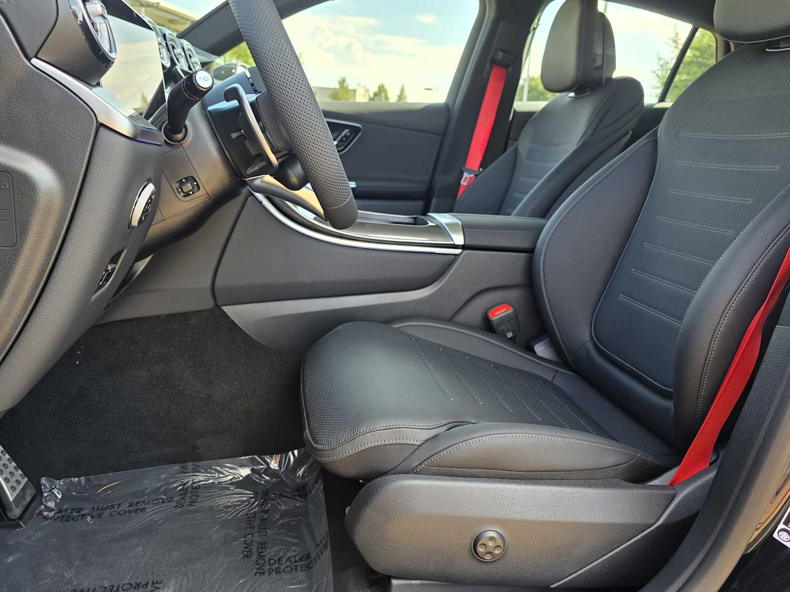 Thumbnail: 2026 Mercedes-Benz GLC - 12