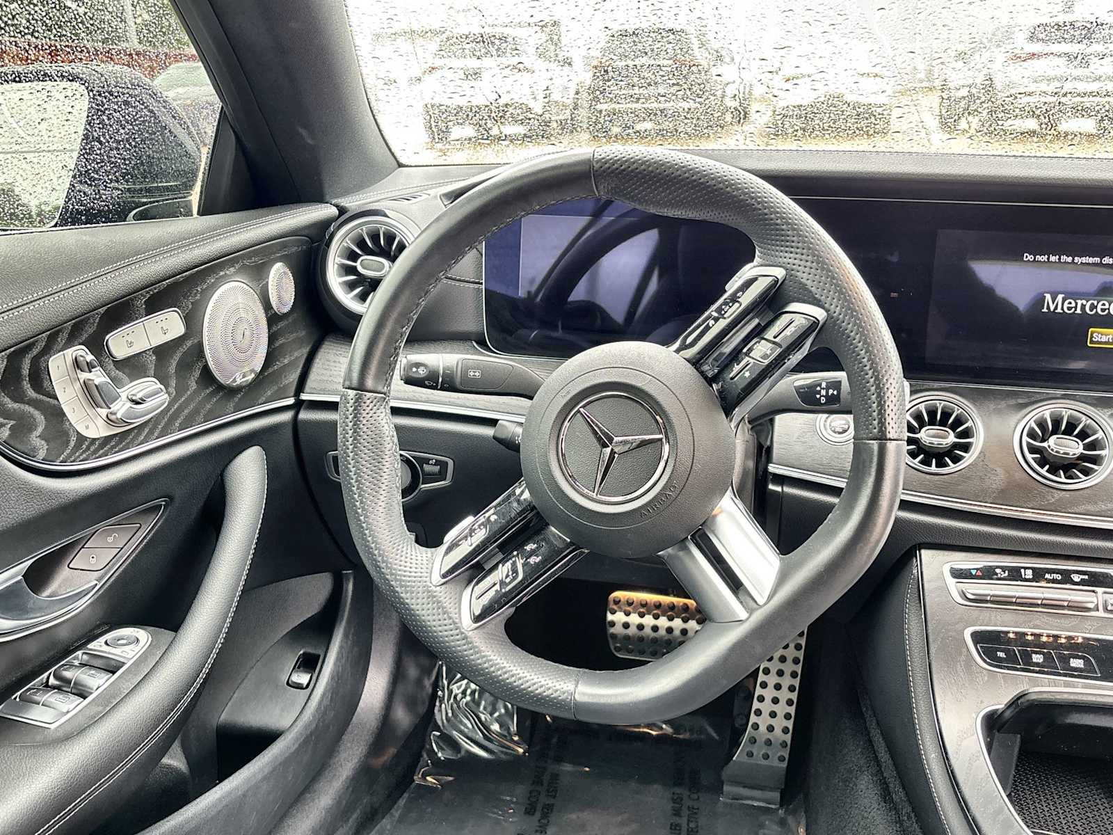 Thumbnail: 2023 Mercedes-Benz E-Class - 21