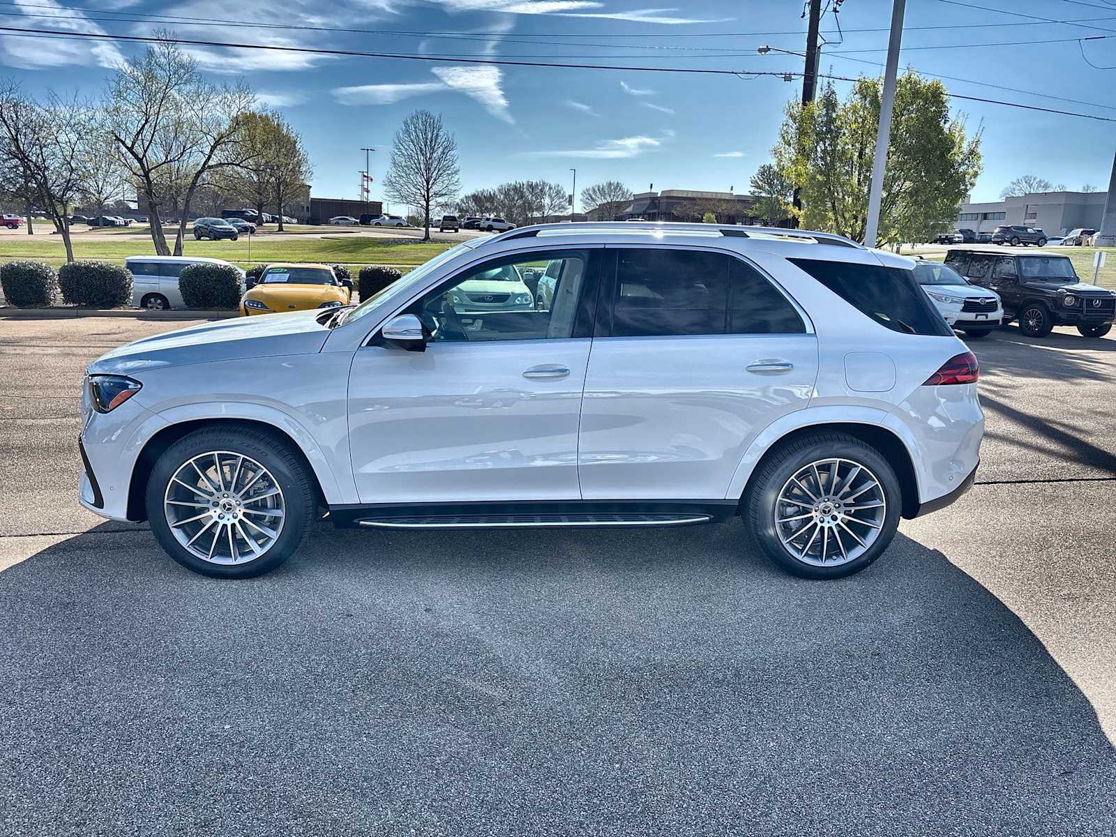 Thumbnail: 2026 Mercedes-Benz GLE - 5