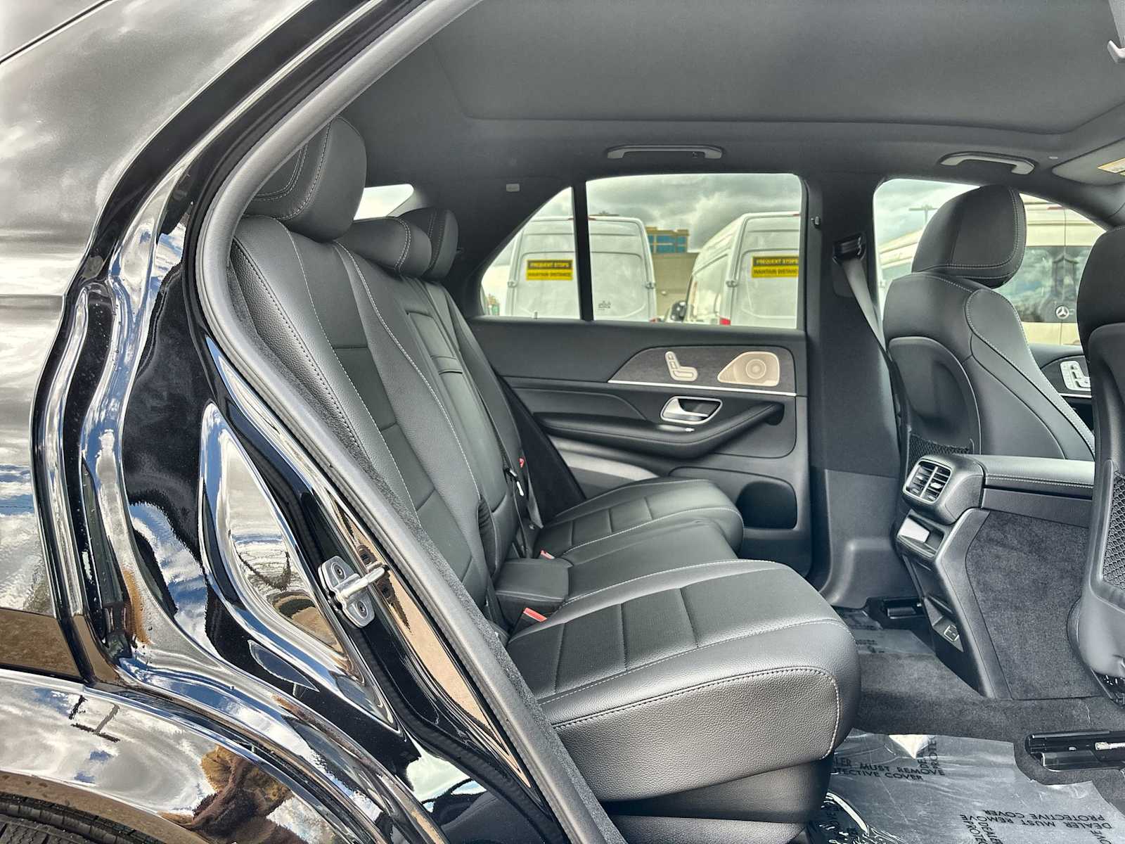 Thumbnail: 2026 Mercedes-Benz GLE - 19