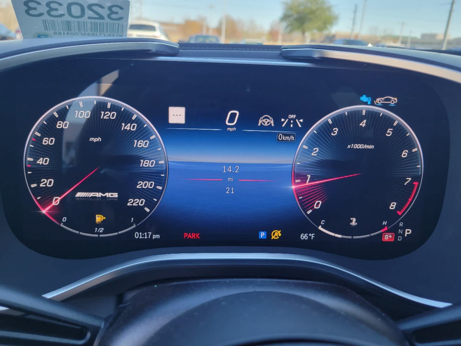 Thumbnail: 2025 Mercedes-Benz AMG GT - 9