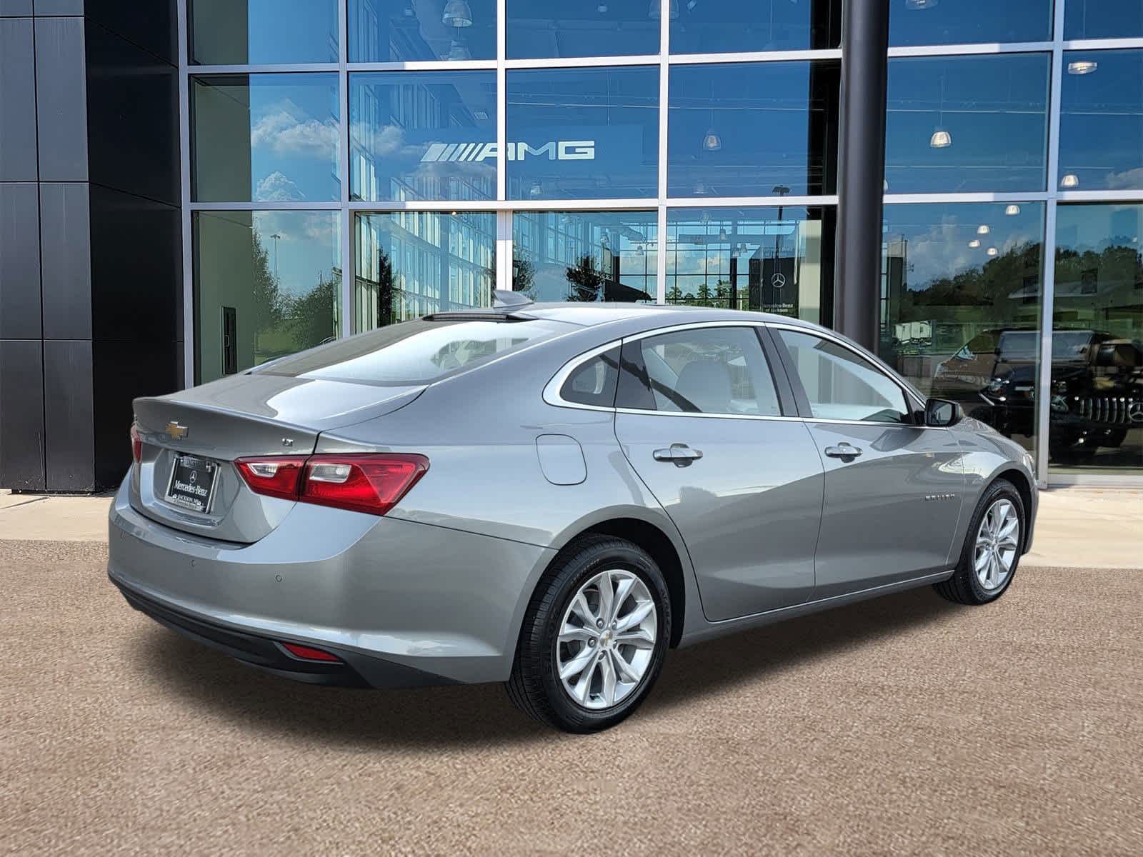 Thumbnail: 2024 Chevrolet Malibu - 5