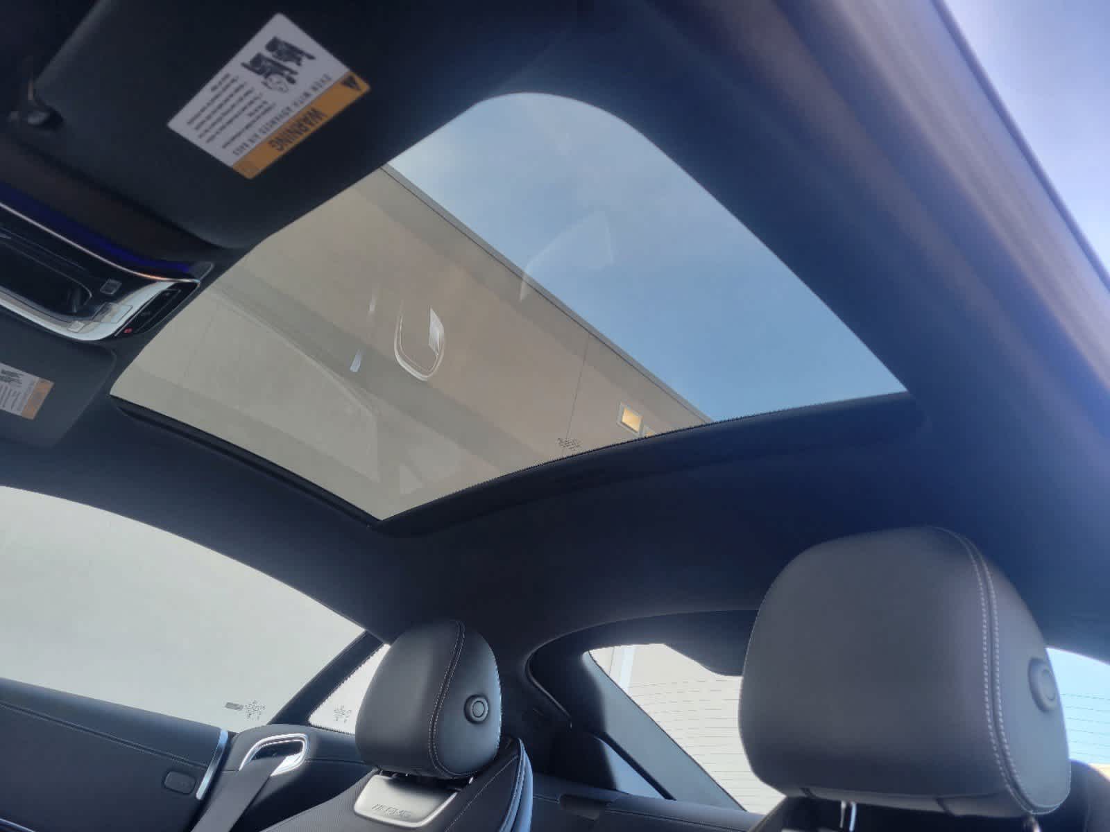 Thumbnail: 2025 Mercedes-Benz AMG GT - 6