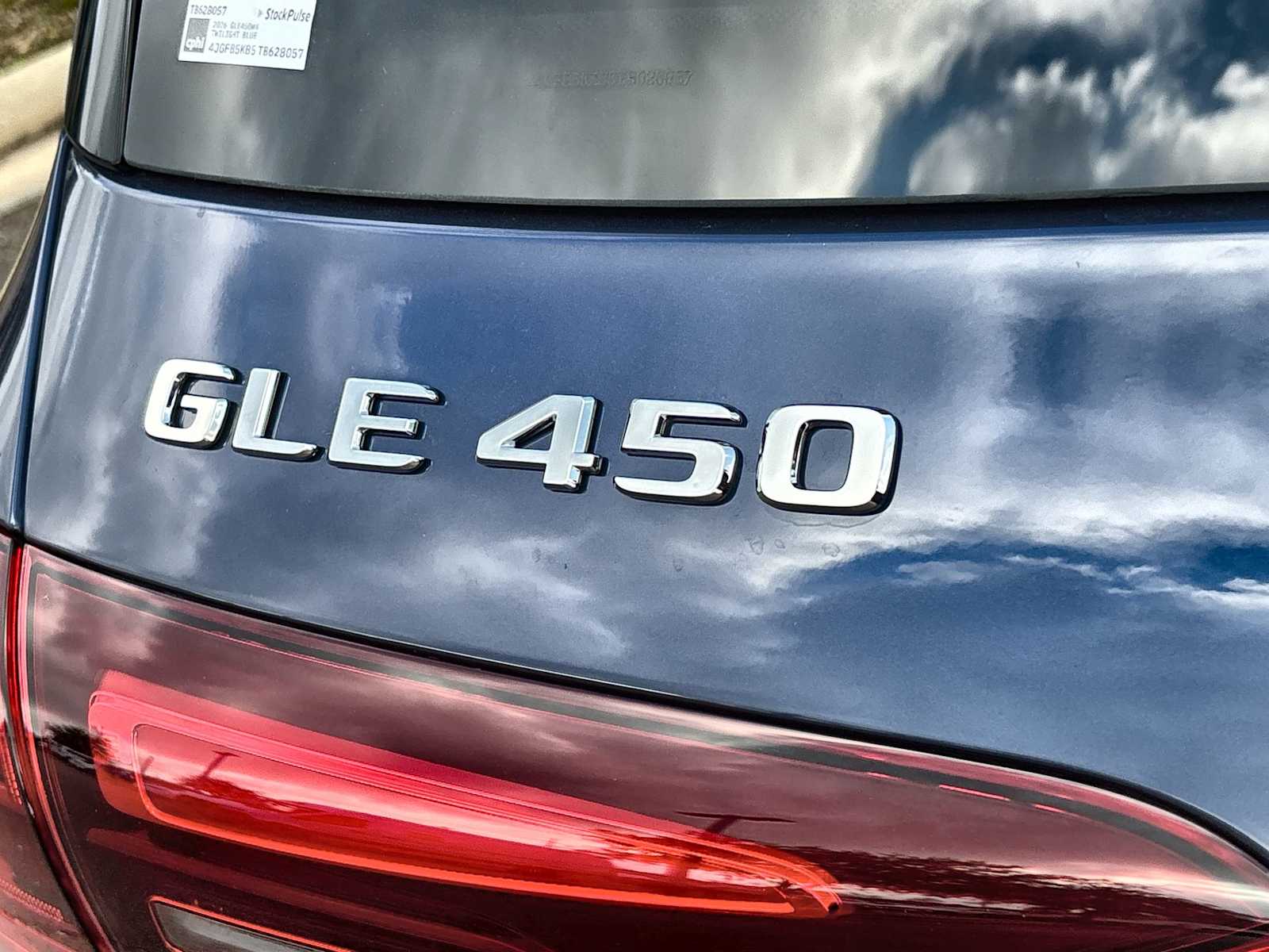 Thumbnail: 2026 Mercedes-Benz GLE - 15