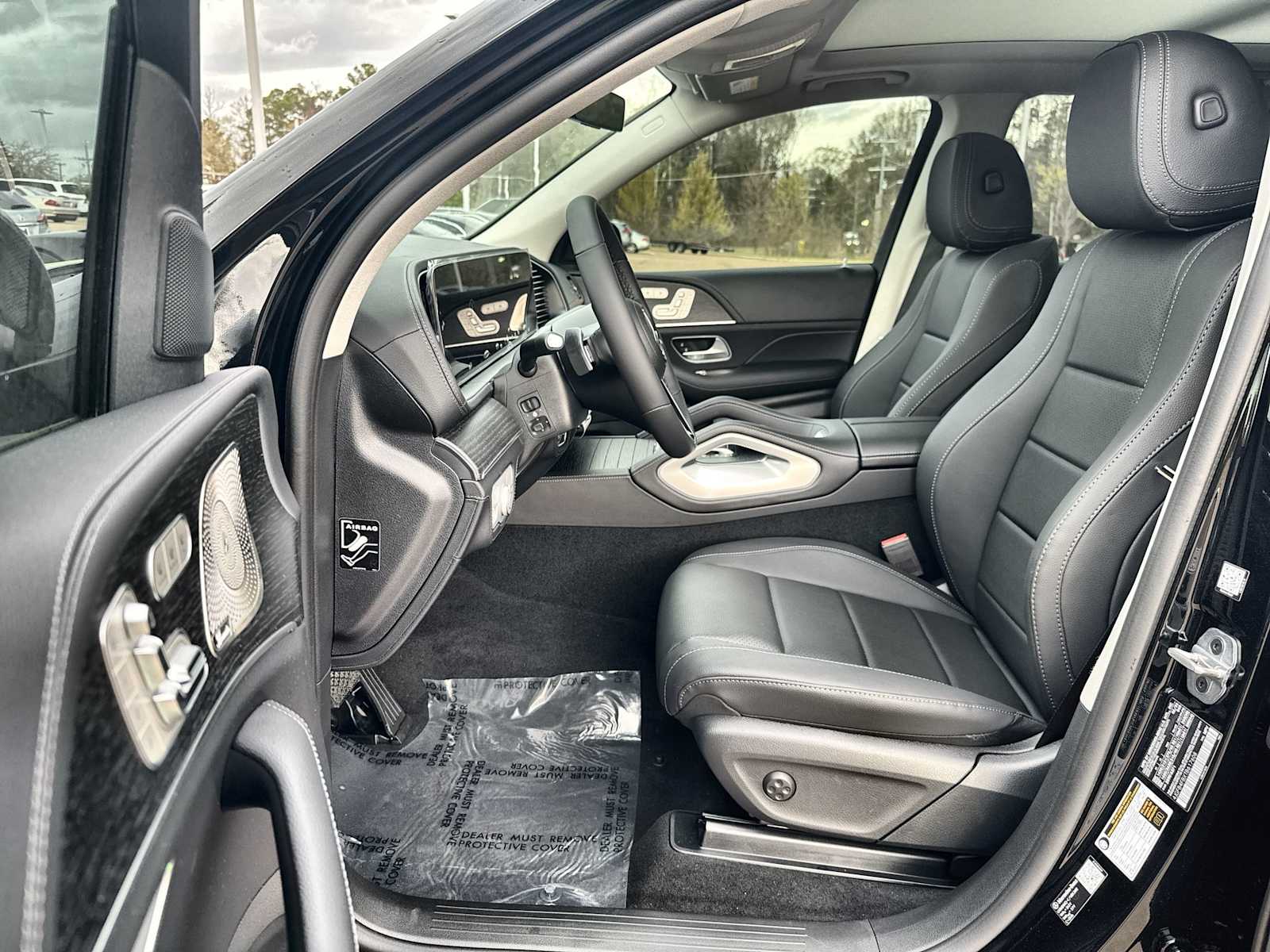 Thumbnail: 2026 Mercedes-Benz GLE - 2