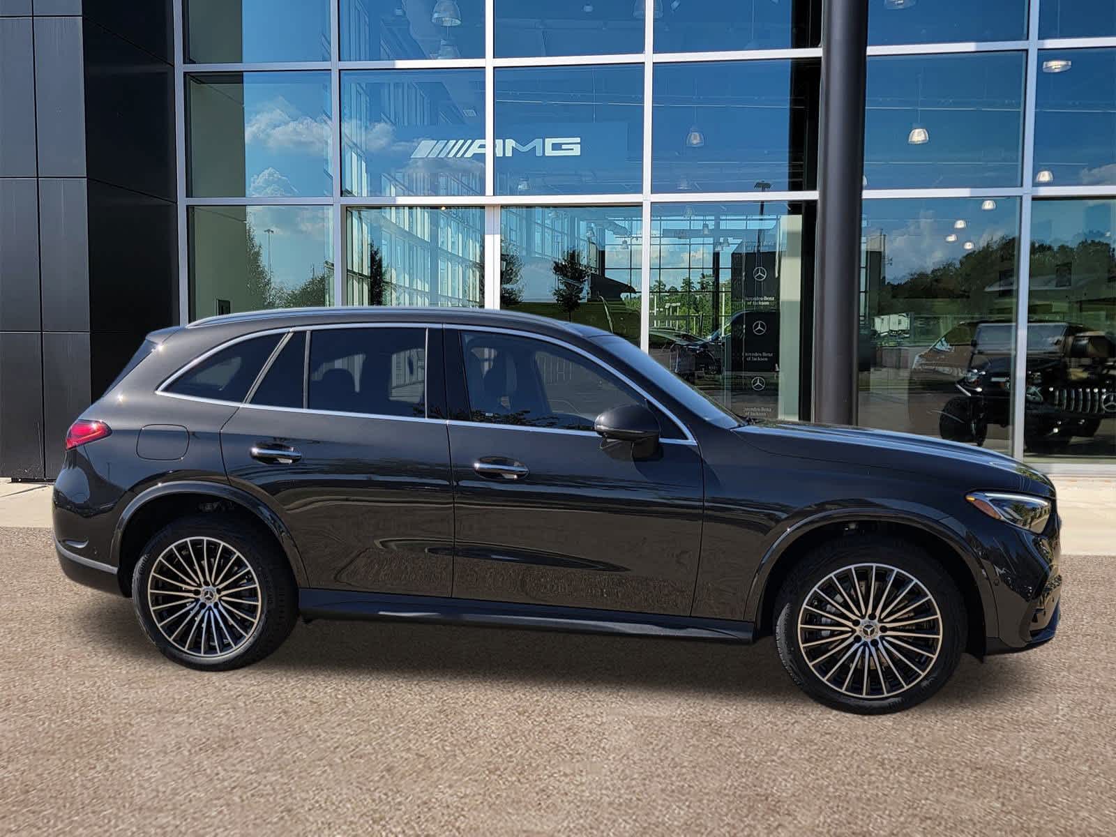 Thumbnail: 2026 Mercedes-Benz GLC - 4