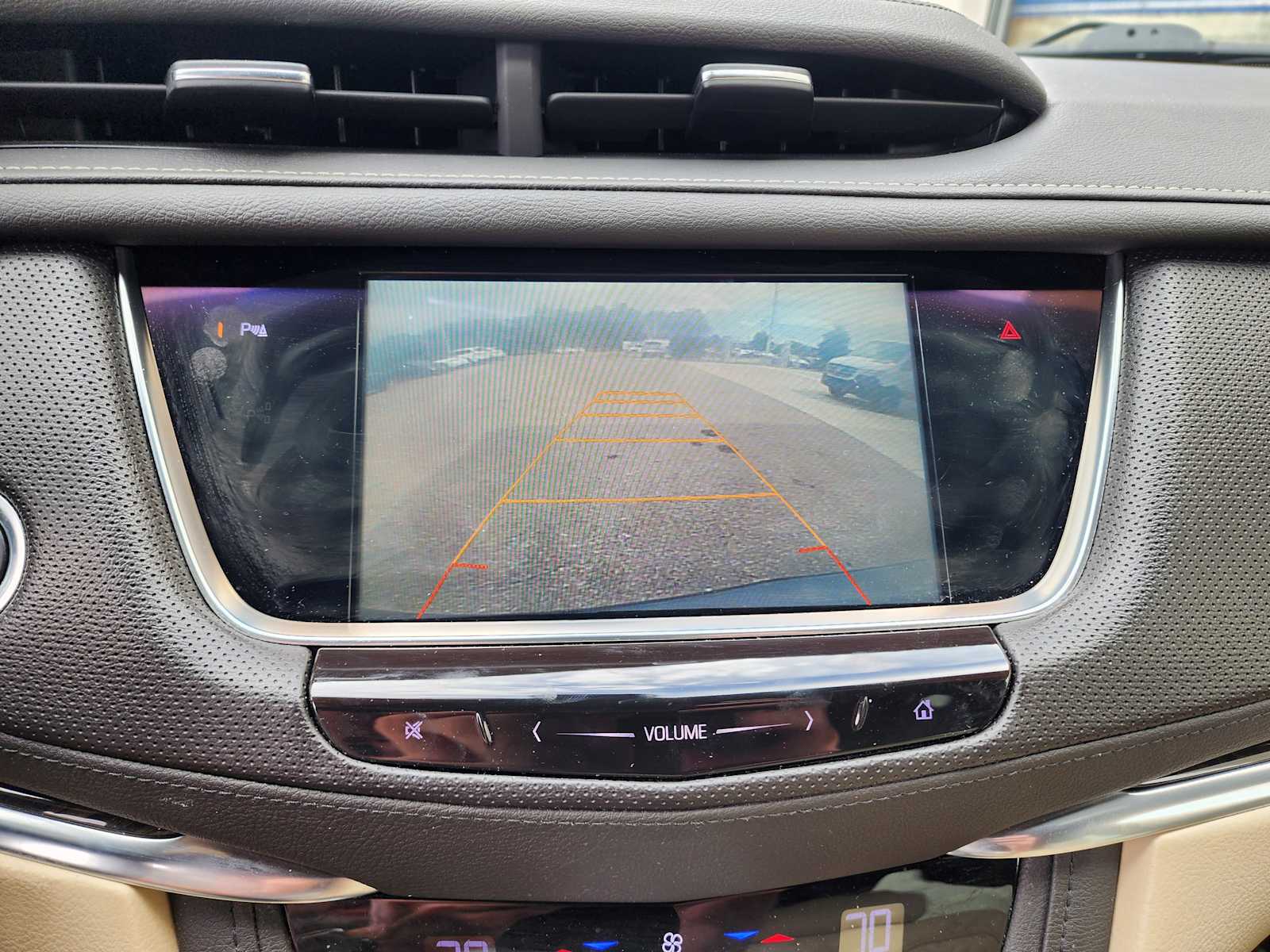 Thumbnail: 2017 Cadillac XT5 - 4