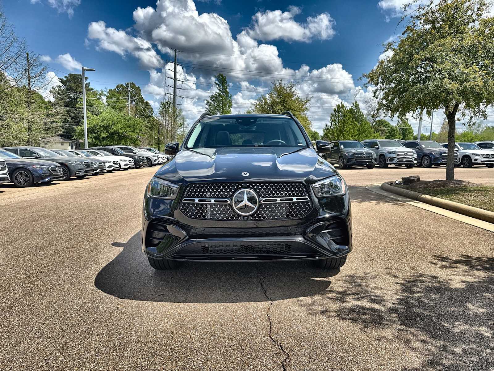 Thumbnail: 2026 Mercedes-Benz GLE - 12