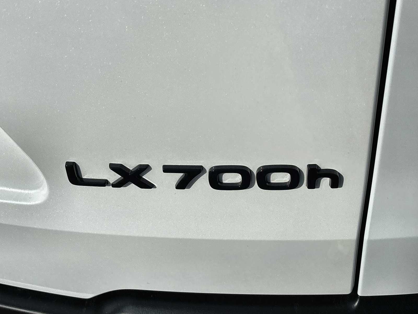 Thumbnail: 2025 Lexus LX - 15