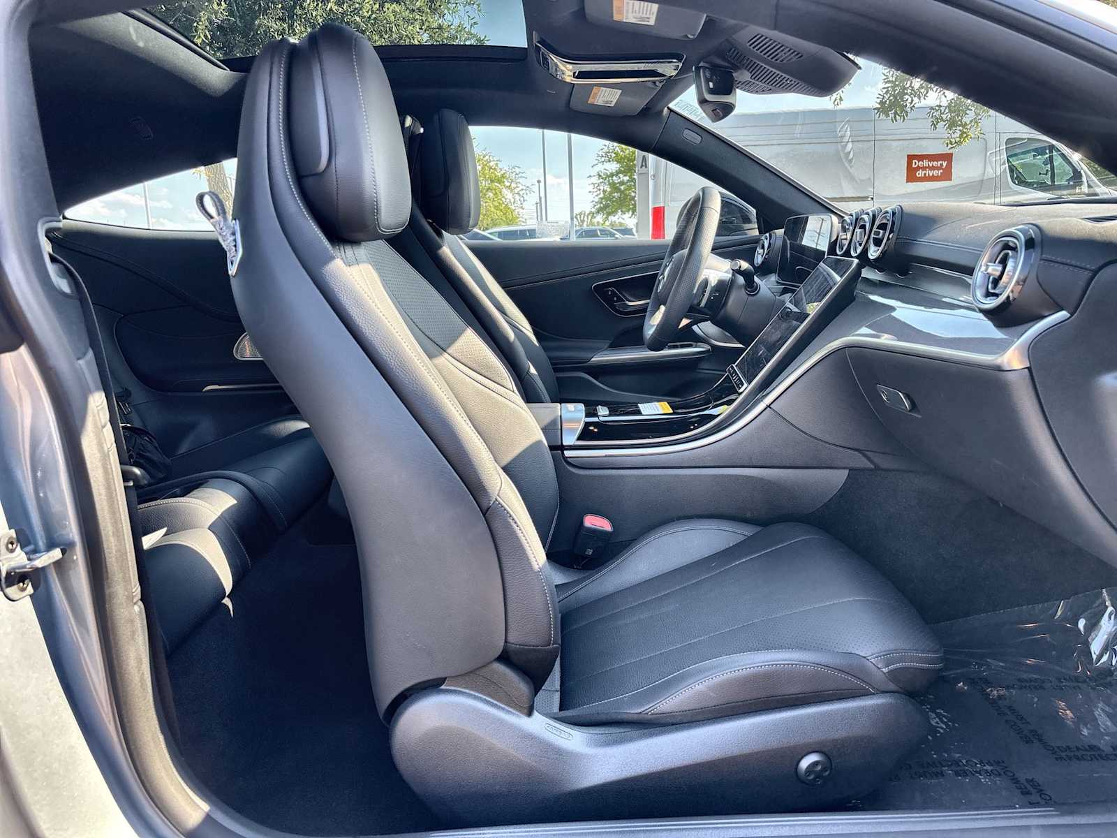 Thumbnail: 2026 Mercedes-Benz CLE - 9