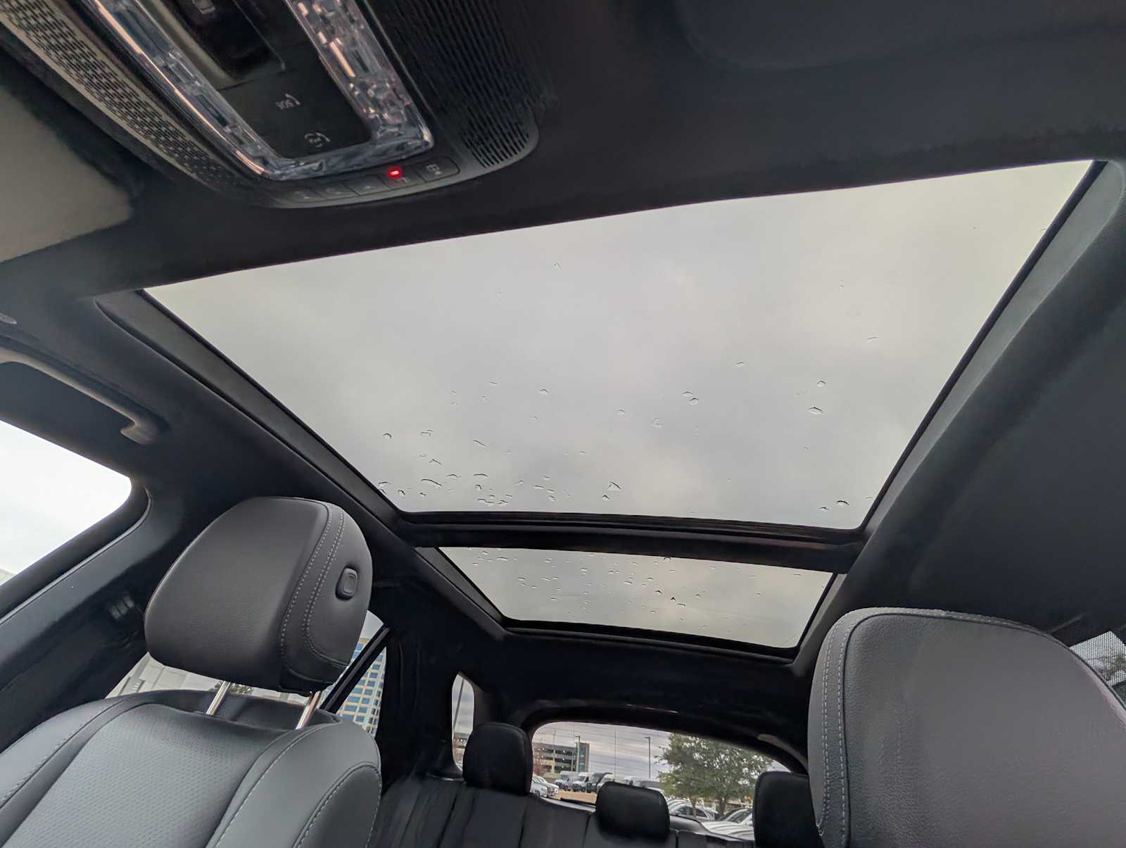 Thumbnail: 2026 Mercedes-Benz GLE - 25