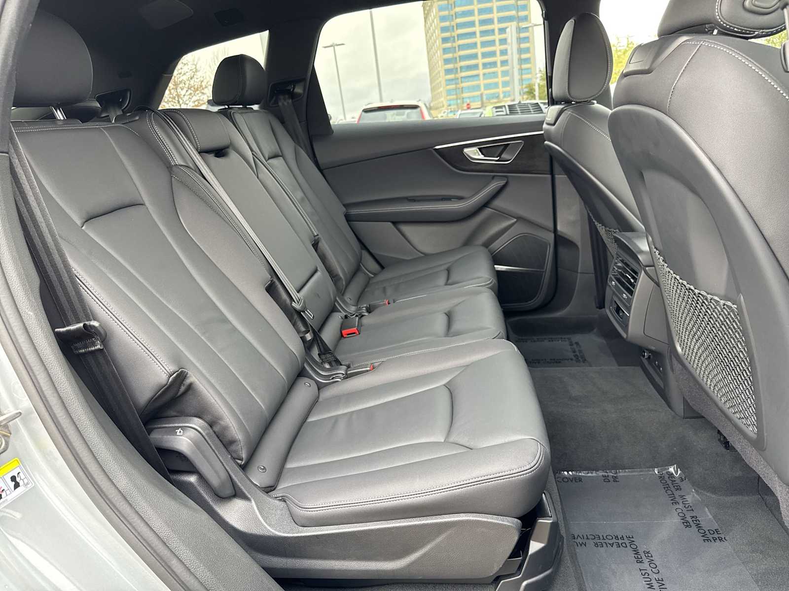 Thumbnail: 2025 Audi Q7 - 19