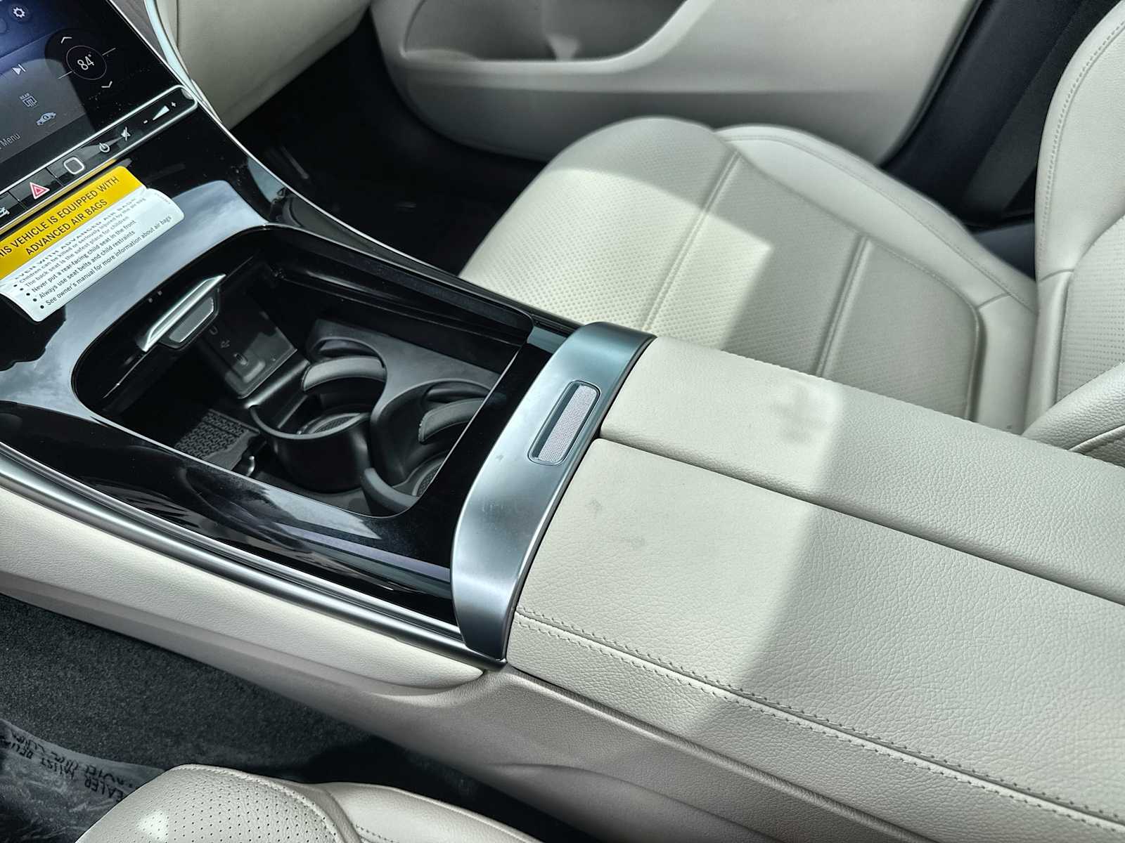 Thumbnail: 2026 Mercedes-Benz GLC - 22