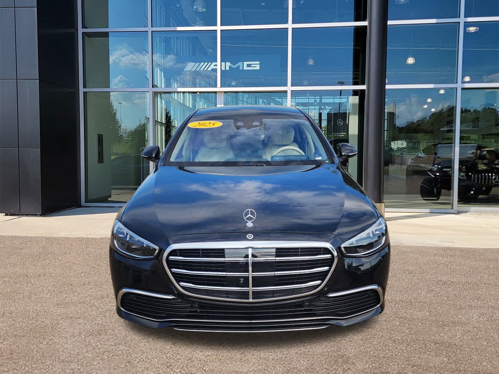 Thumbnail: 2025 Mercedes-Benz S-Class - 24