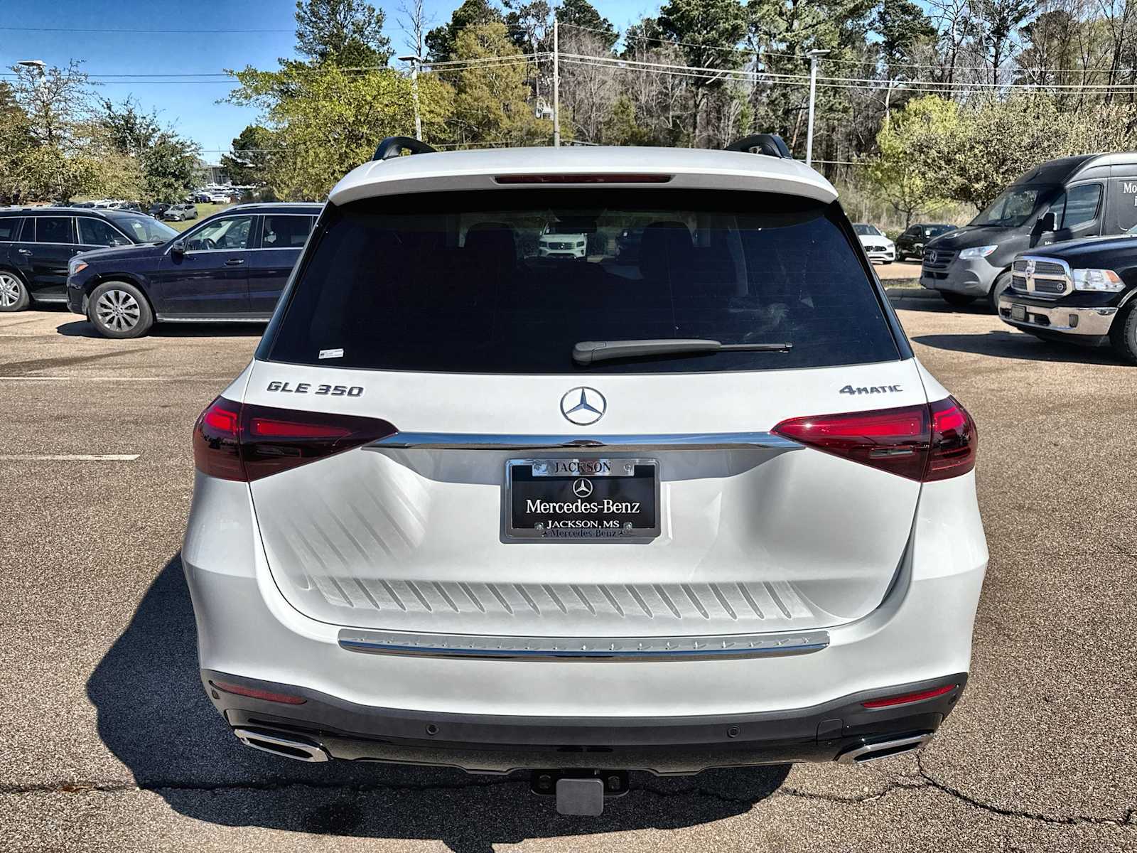 Thumbnail: 2026 Mercedes-Benz GLE - 7