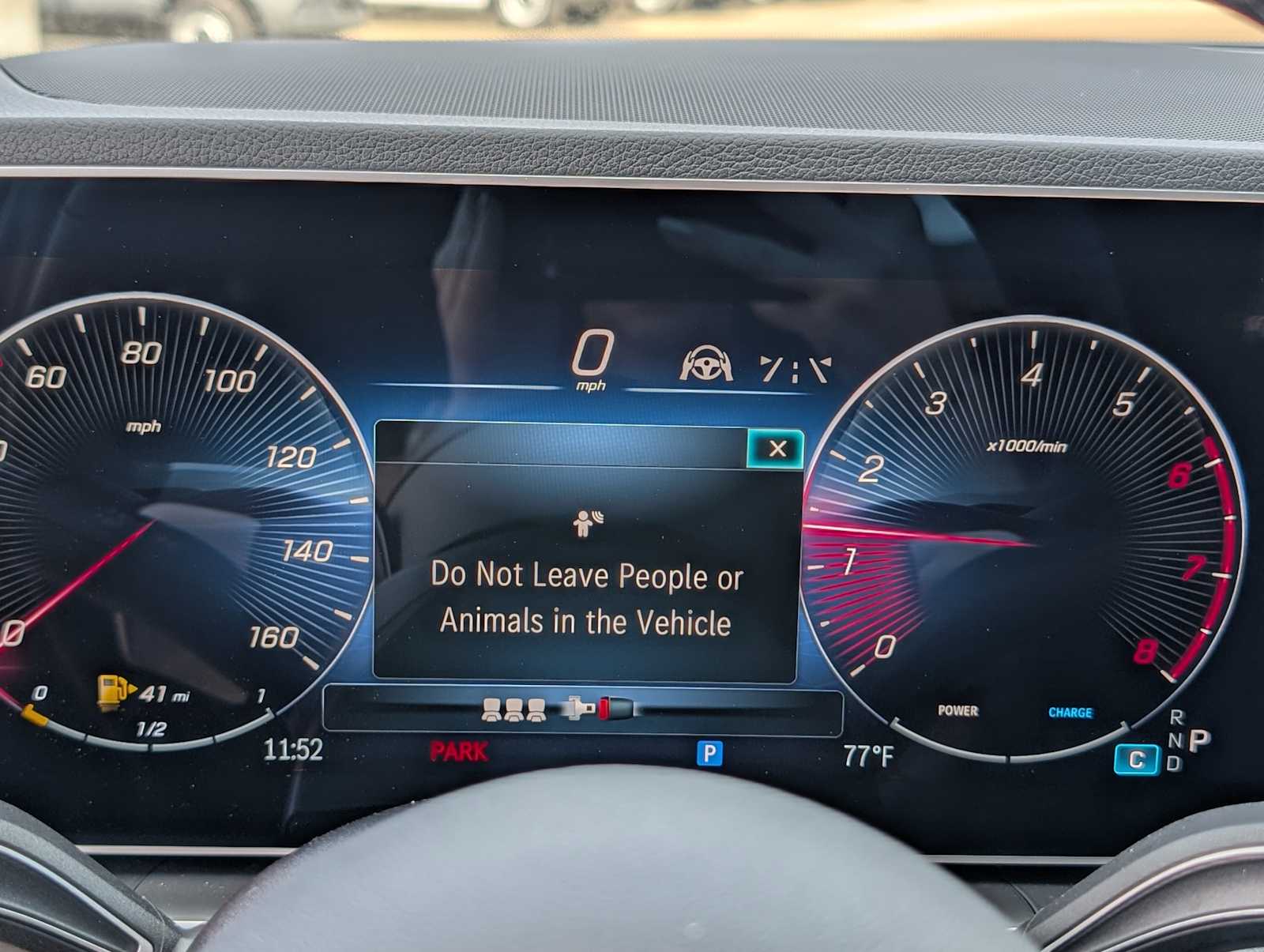 Thumbnail: 2026 Mercedes-Benz GLE - 12