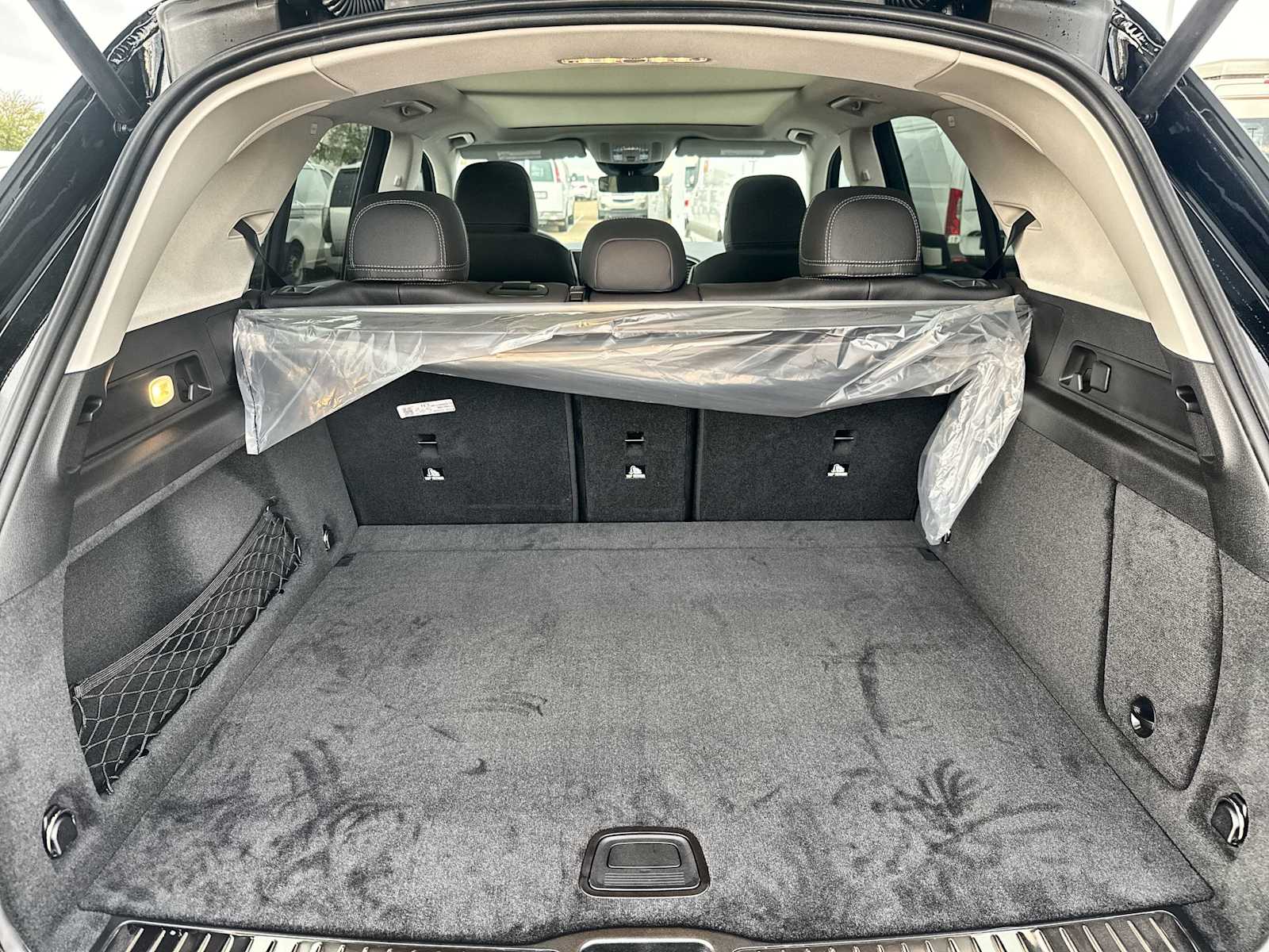 Thumbnail: 2026 Mercedes-Benz GLE - 17