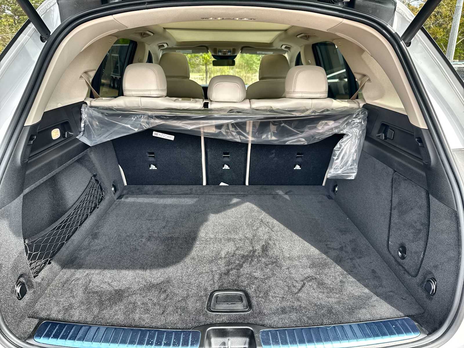 Thumbnail: 2026 Mercedes-Benz GLE - 17