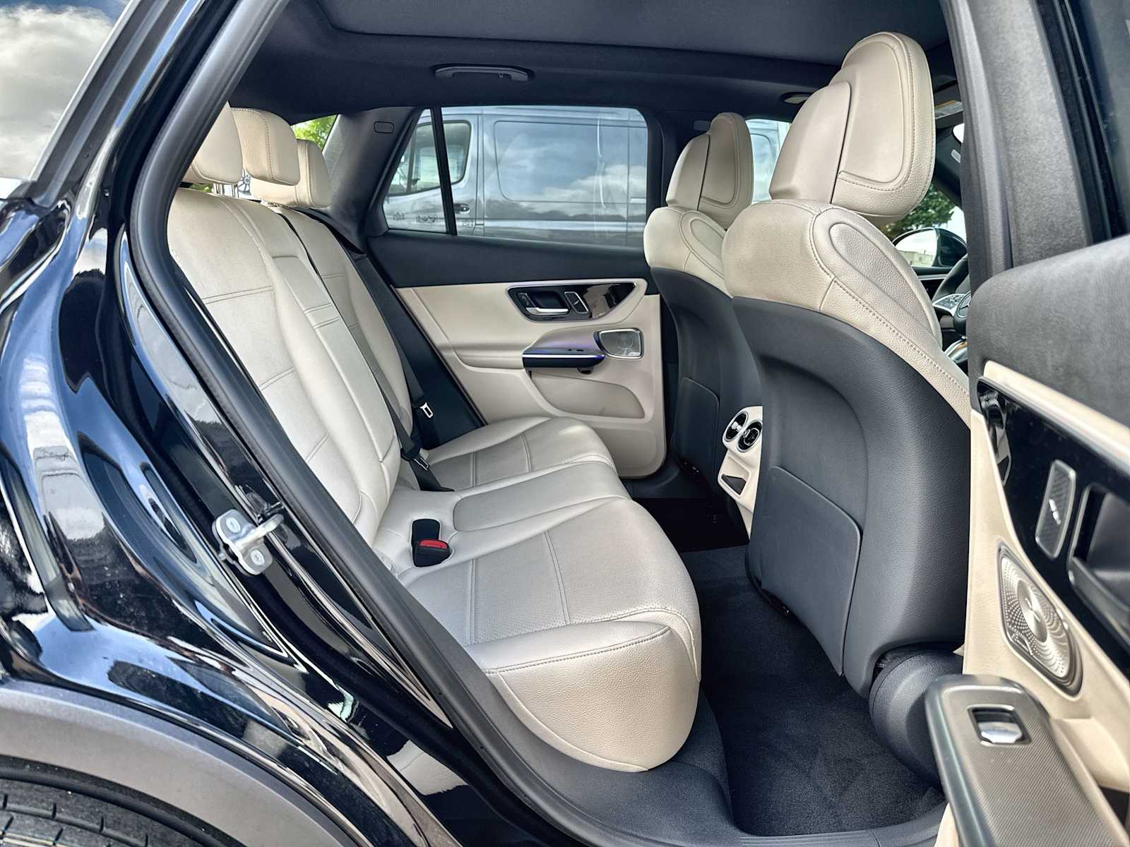 Thumbnail: 2026 Mercedes-Benz GLC - 19